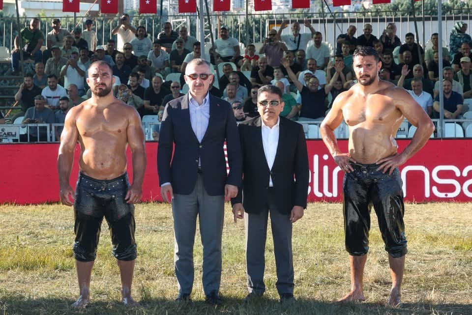 18. Sekapark Altınkemer Yağlı Güreşleri’nde başpehlivan Feyzullah Aktürk oldu
