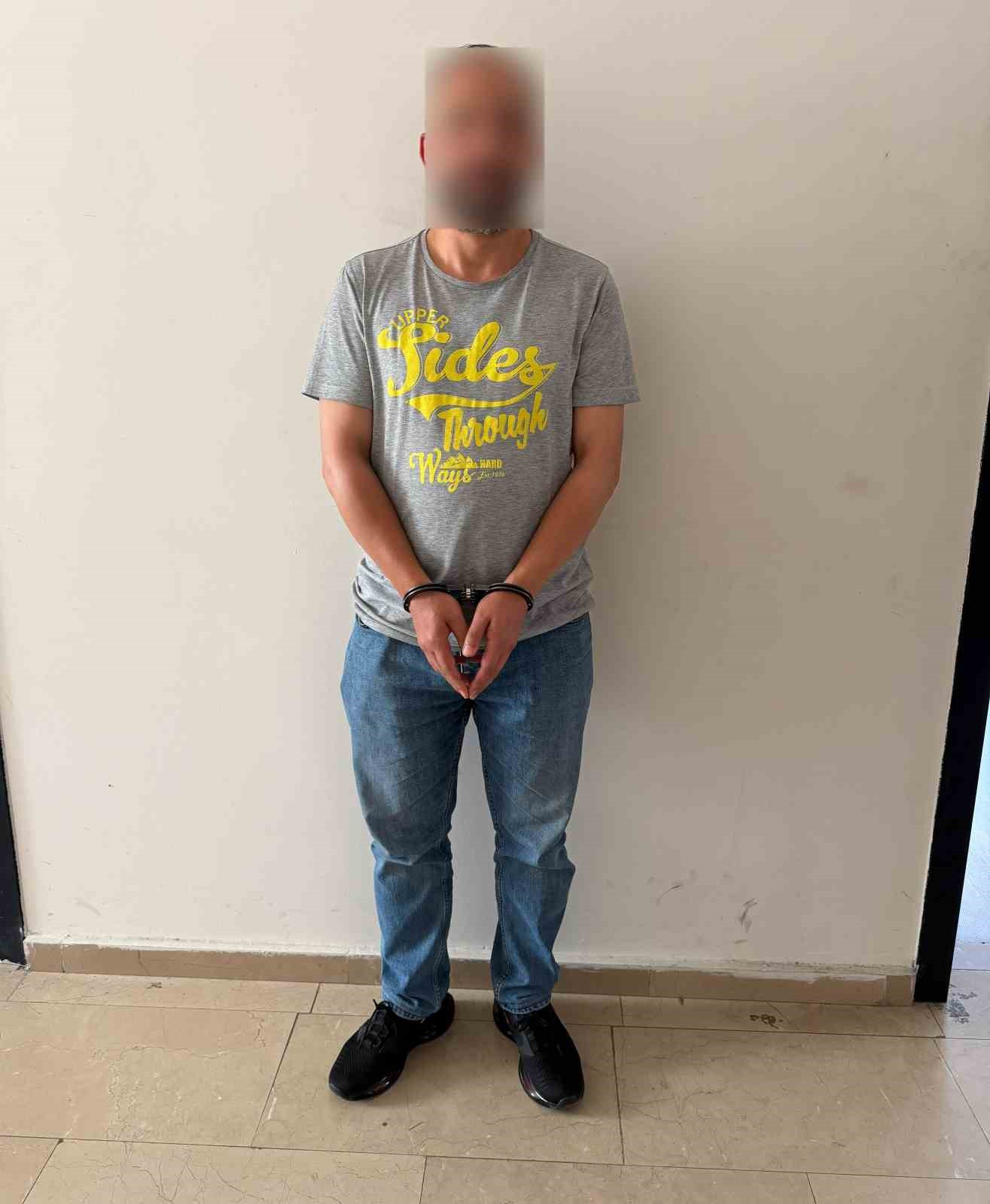 28 yıl kesinleşmiş hapis cezası olan firari Sancaktepe’de yakalandı
