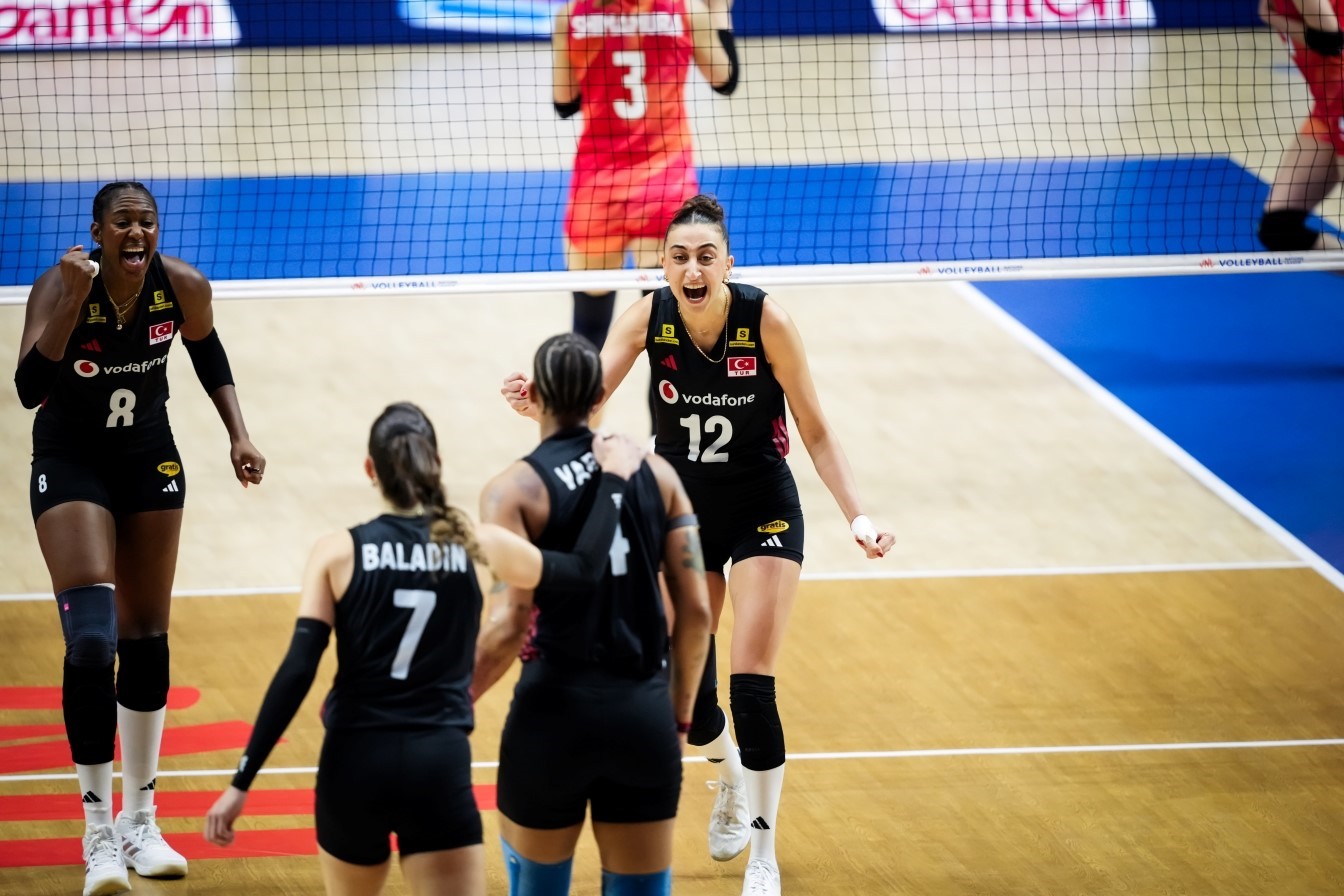 A Milli Kadın Voleybol Takımı, üst üste 8. kez Milletler Ligi finallerinde
