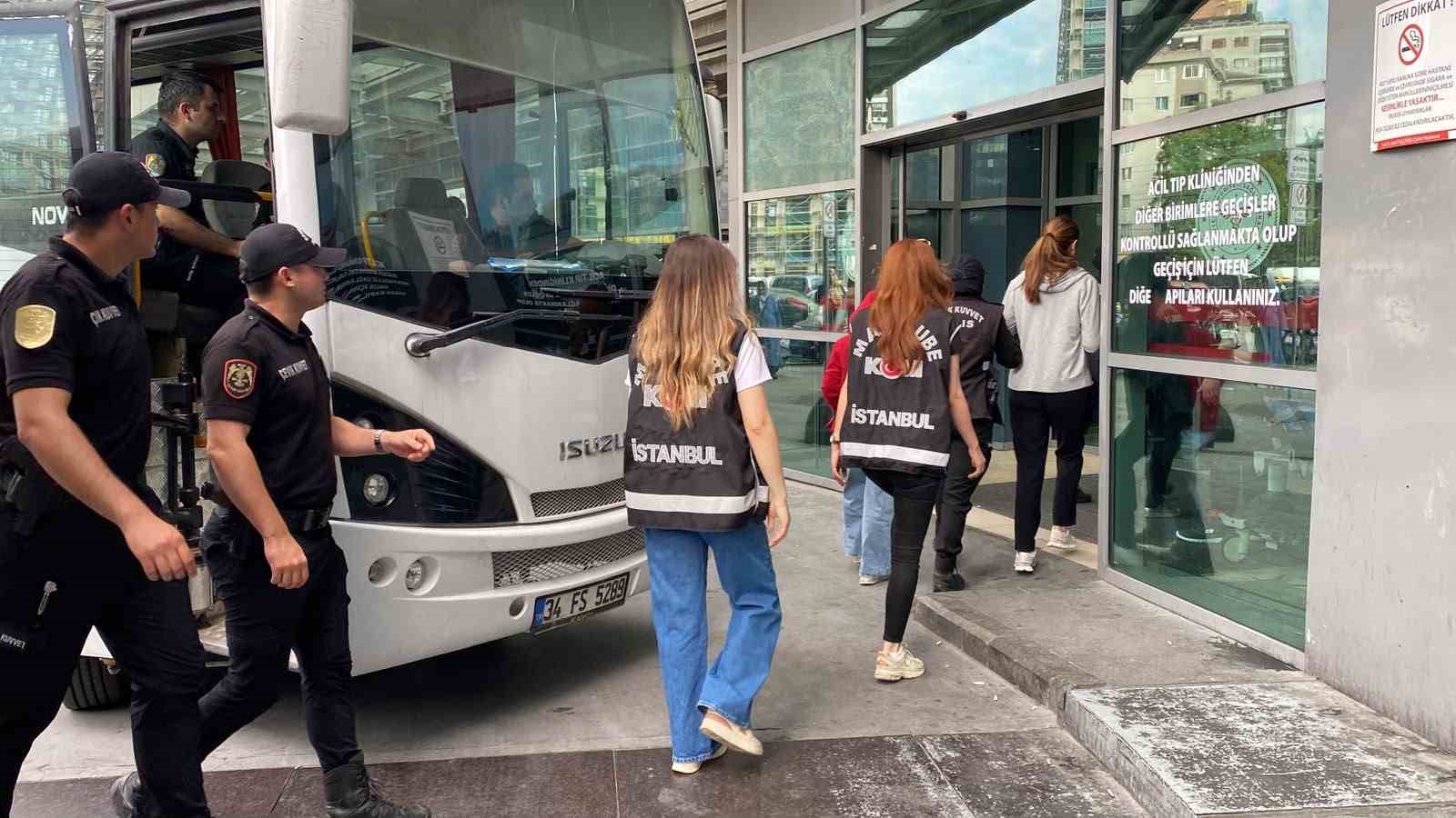 Ahbap Derneği soruşturması kapsamında gözaltına alınan 23 şüpheli adliyeye sevk edildi
