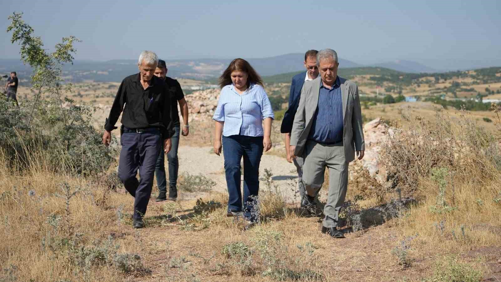 Ahmet Akın Naipli’de ki çiftçileri sevindirdi
