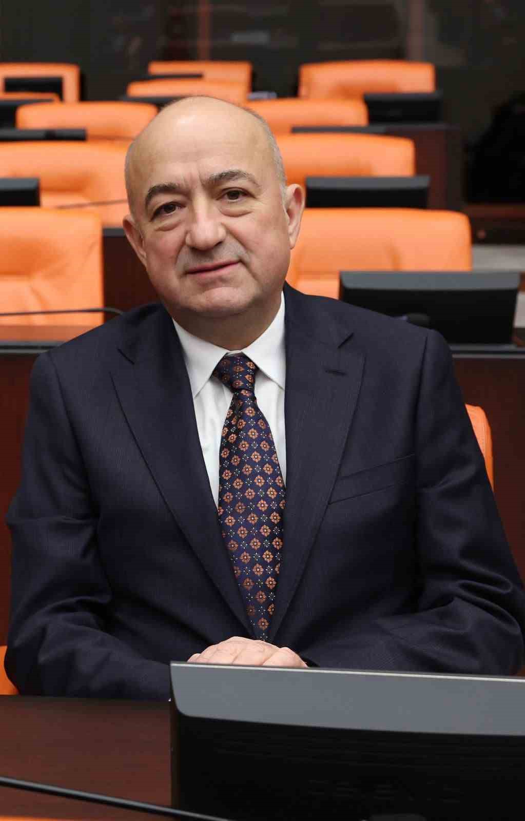 AK Partili Gider: "Asıl sorumluluğumuz; gençlerimizin önünü açmak"

