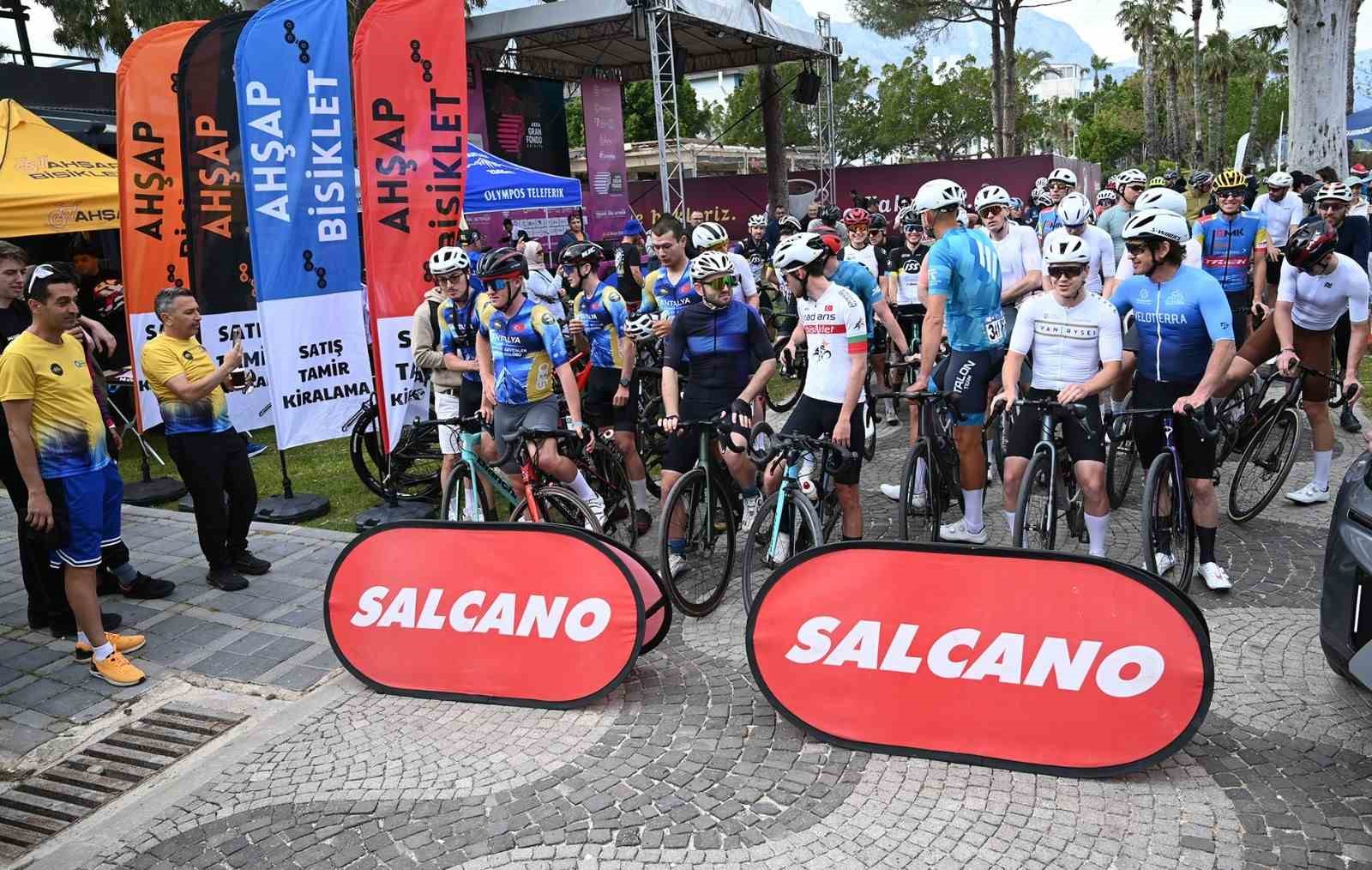 AKRA Gran Fondo Antalya ilk kez düzenlenen tırmanış etabıyla başladı
