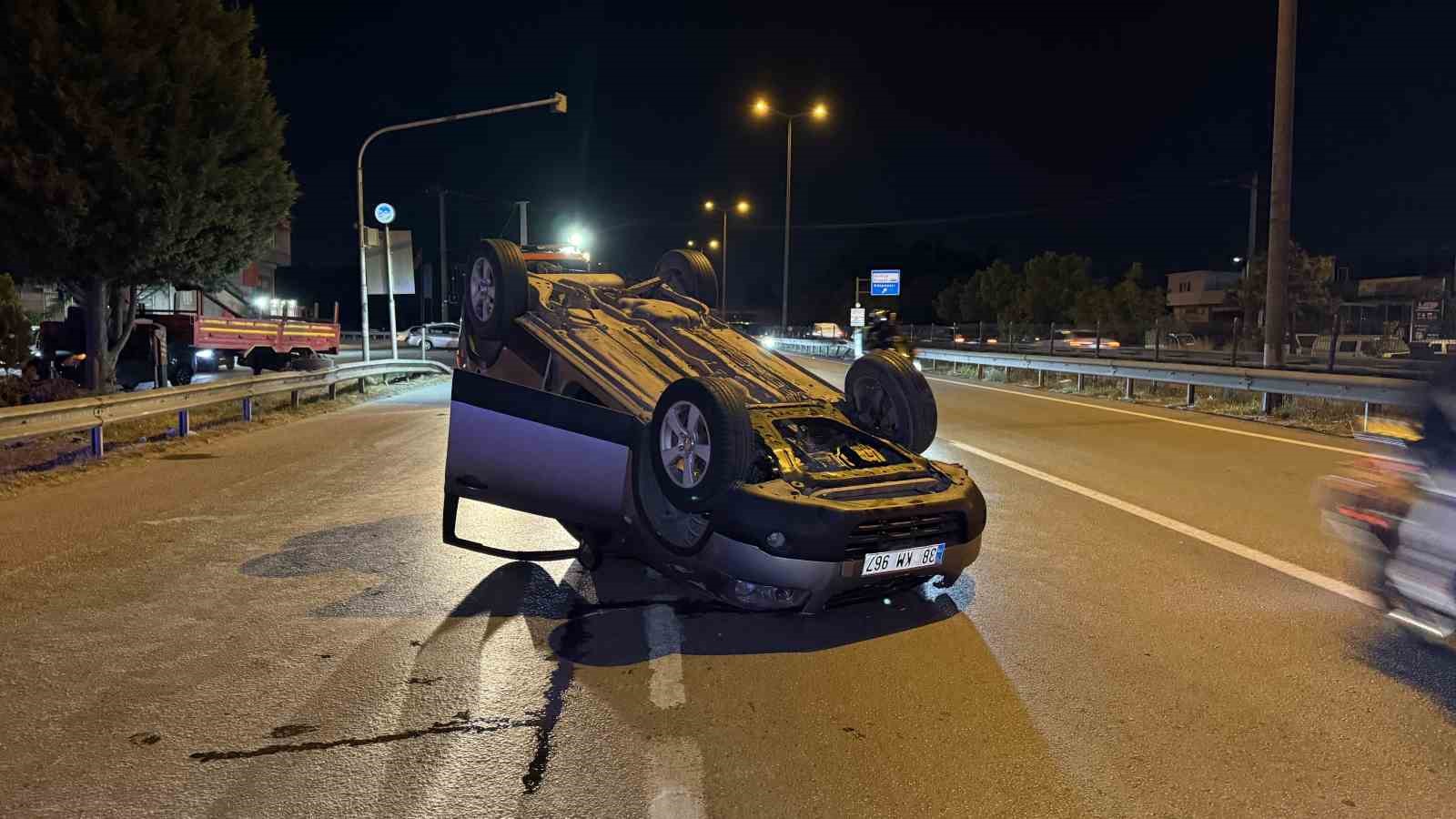 Alkollü sürücünün karıştığı kazada 4 kişi yaralandı
