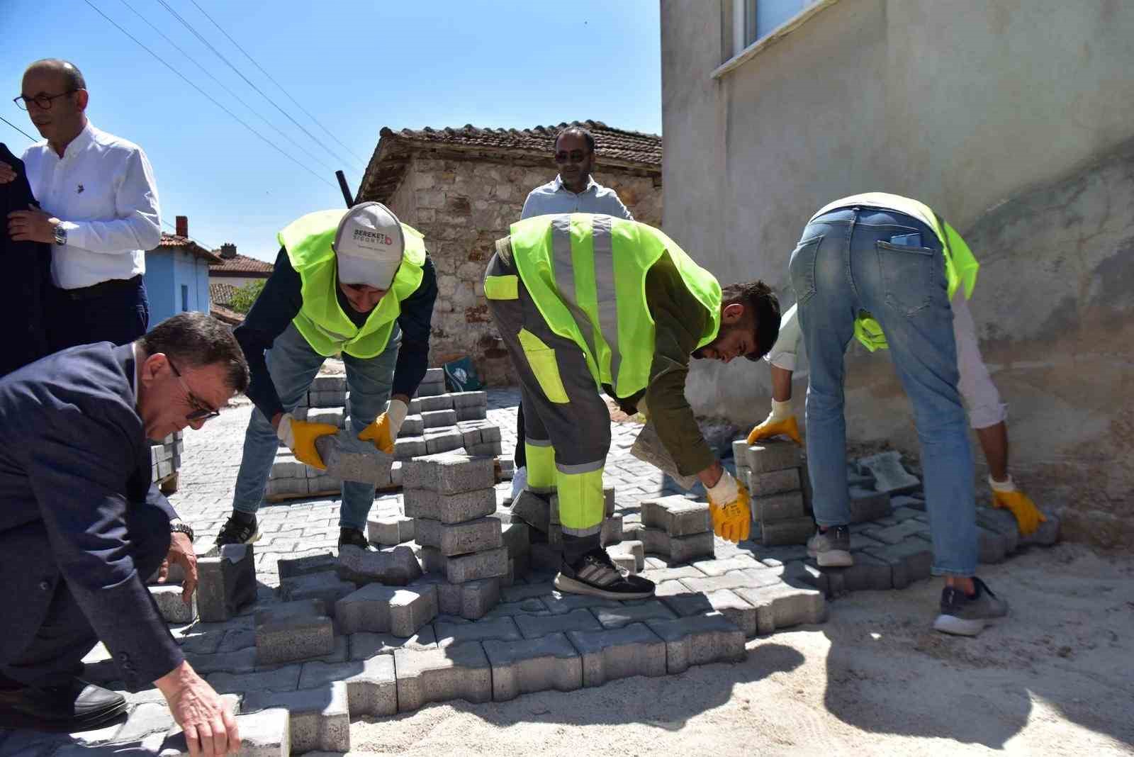 Altıeylül’de üst yapı çalışmaları hız kazandı
