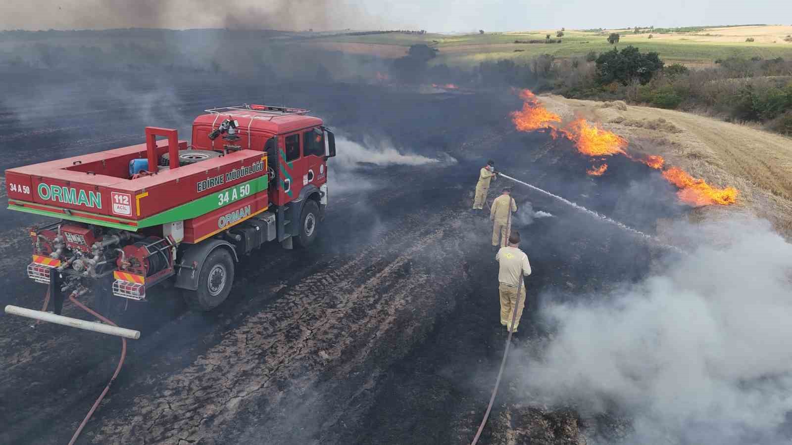 Anız yangını köyleri alarma geçirdi
