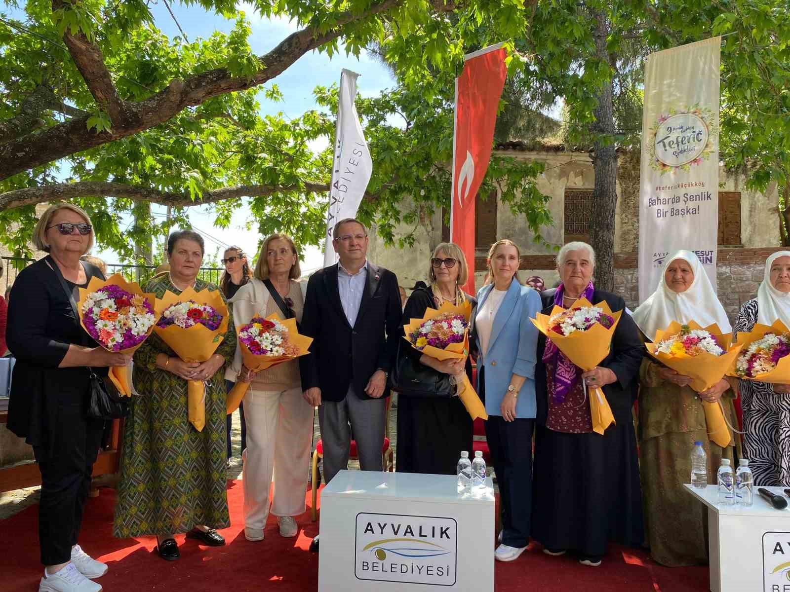 Anneler Günü’nde Srebrenitsa anneleri katliamı anlattı
