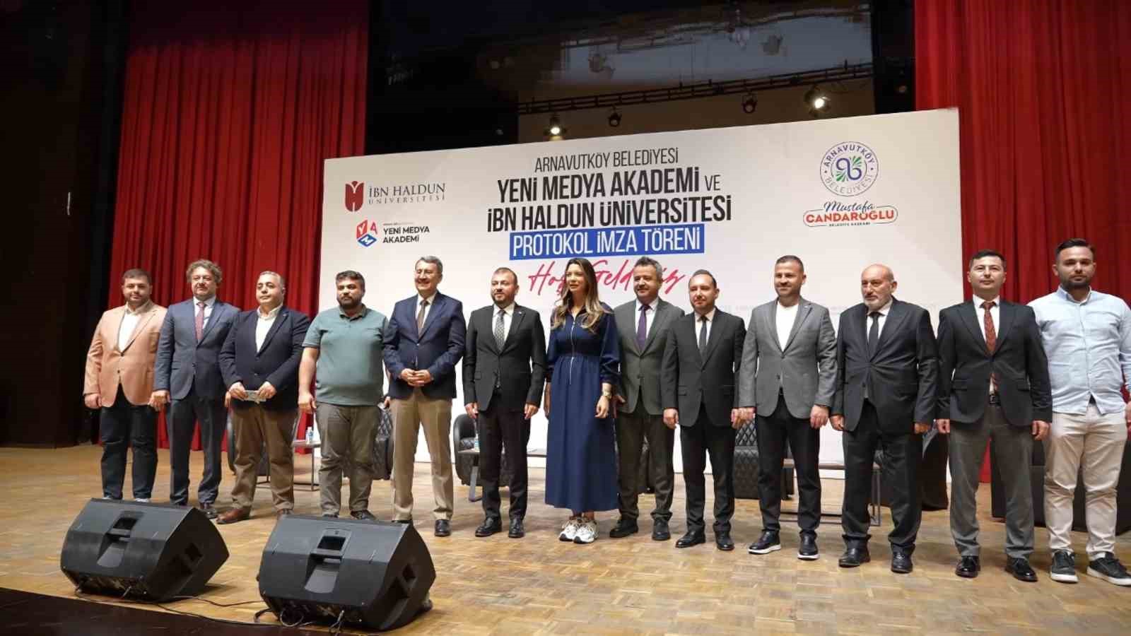 Arnavutköy Belediyesi yeni medya akademisine IPRA altın küre ödülü
