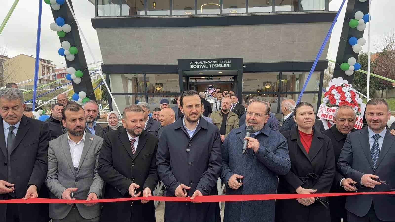 Arnavutköy’de 3 yeni eser hizmete açıldı, yaşam merkezinin temeli atıldı
