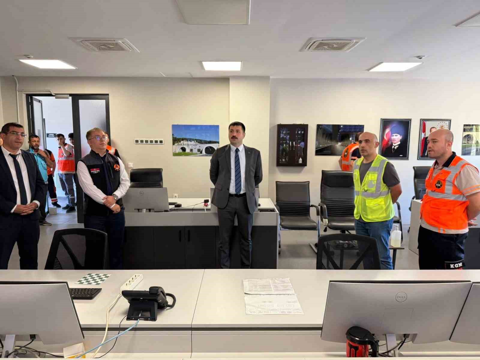 Assos Tüneli’nde trafik kazası tatbikatı
