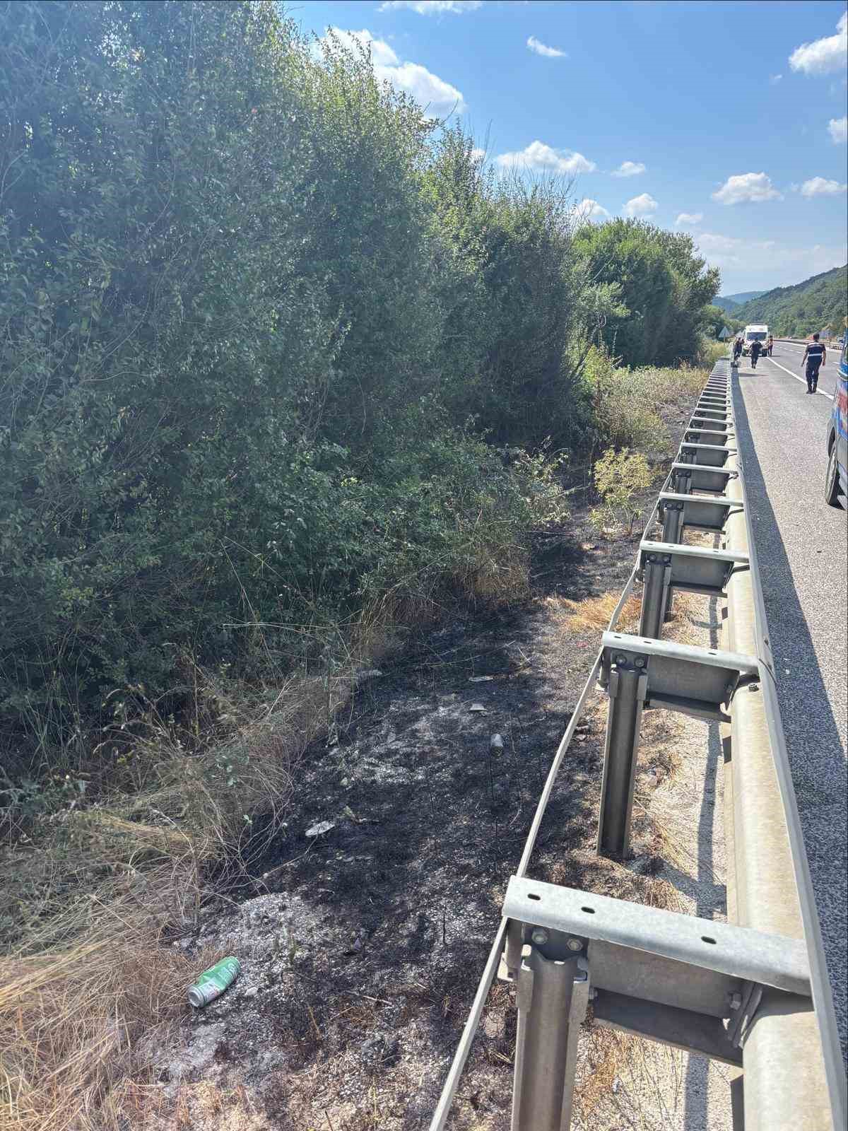 Atılan sigara izmariti muhtemel bir faciaya yol açıyordu
