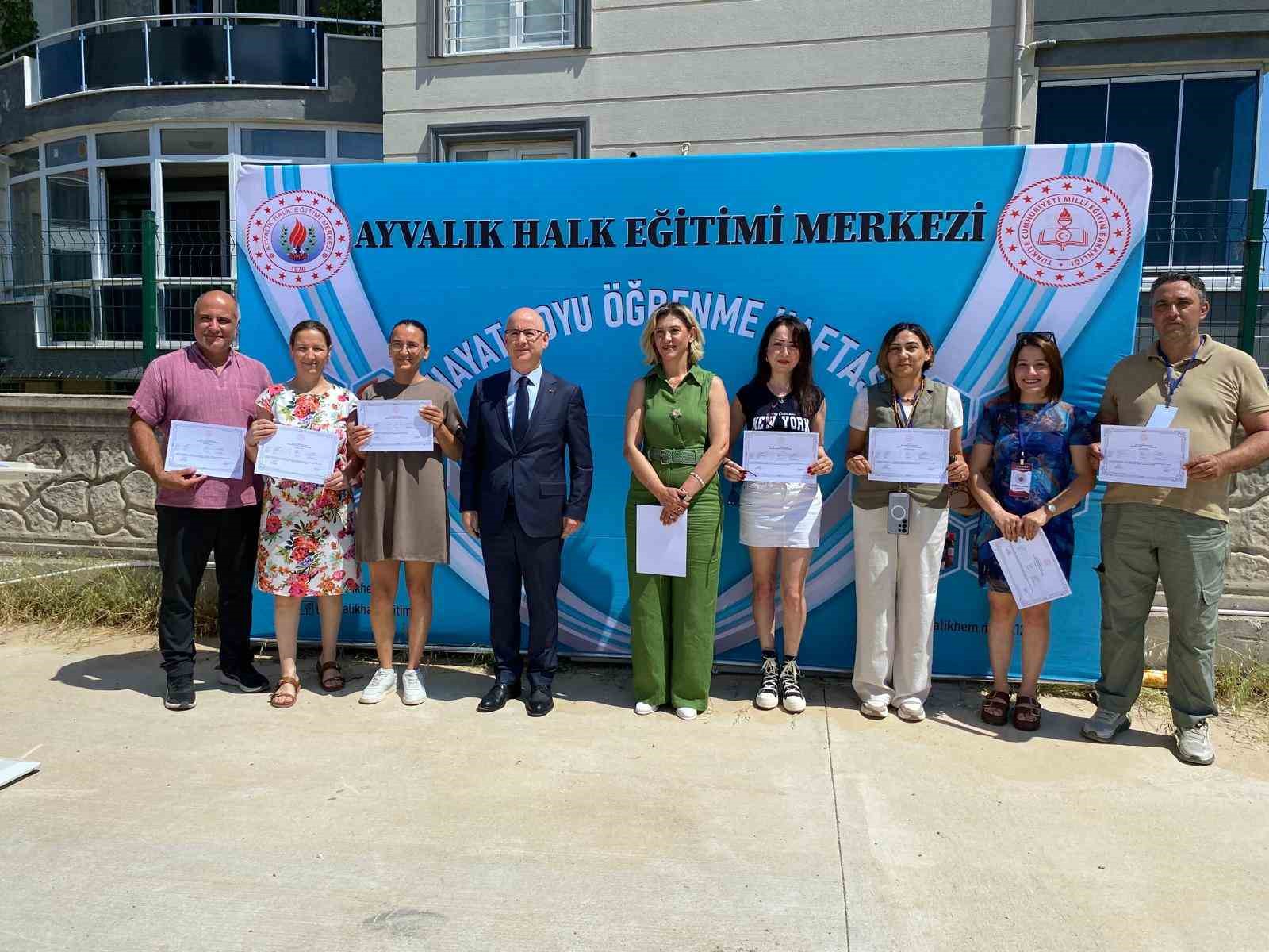 Ayvalık’ta emek ve azmin buluştuğu AHEM sergisine yoğun ilgi
