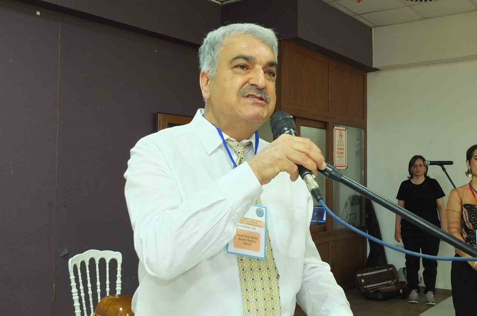 Balıkesir Burhaniye’de defileli yıl sonu sergisi yoğun ilgi gördü

