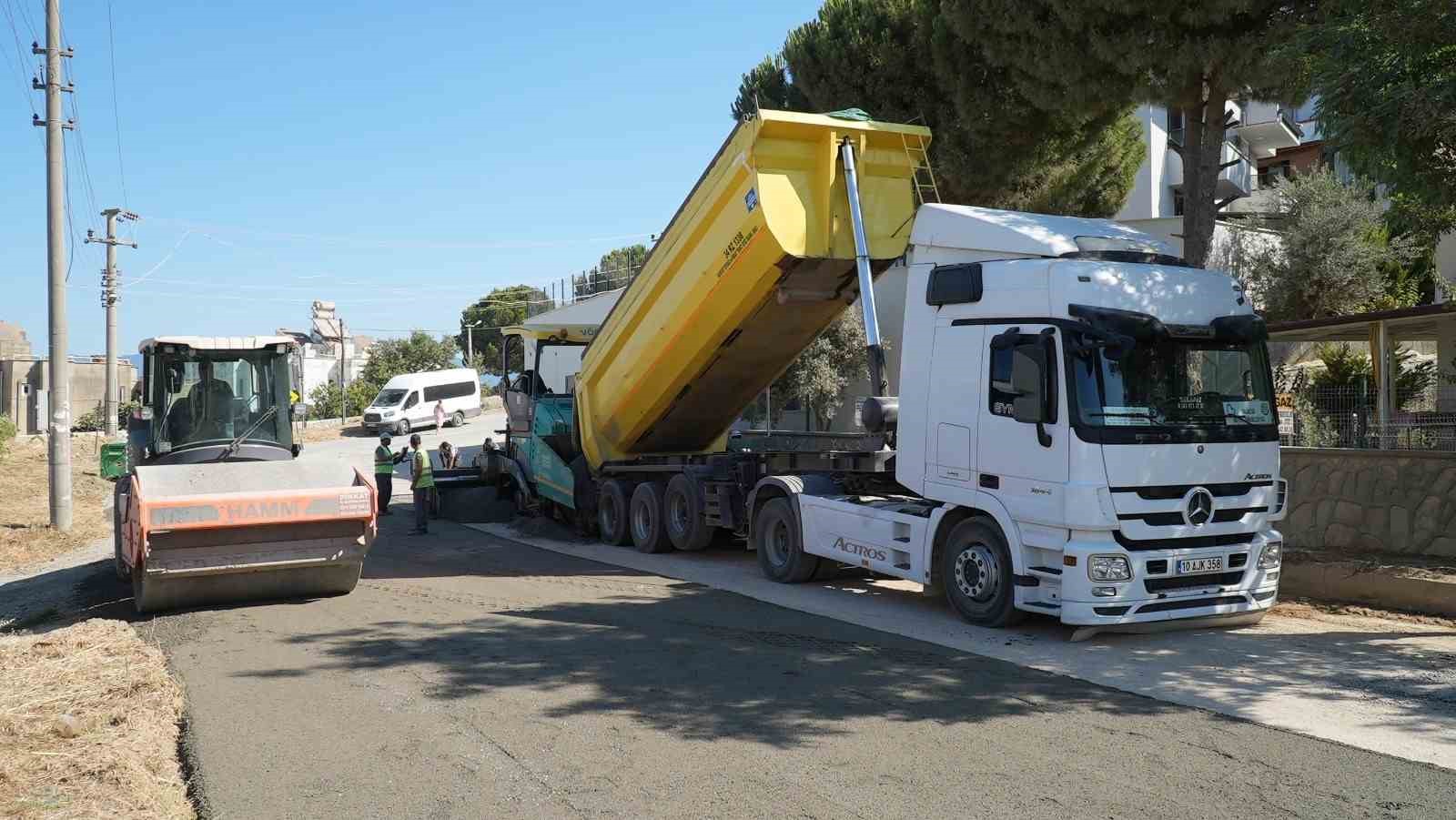 Balıkesir Büyükşehirden 20 ilçede yol seferberliği
