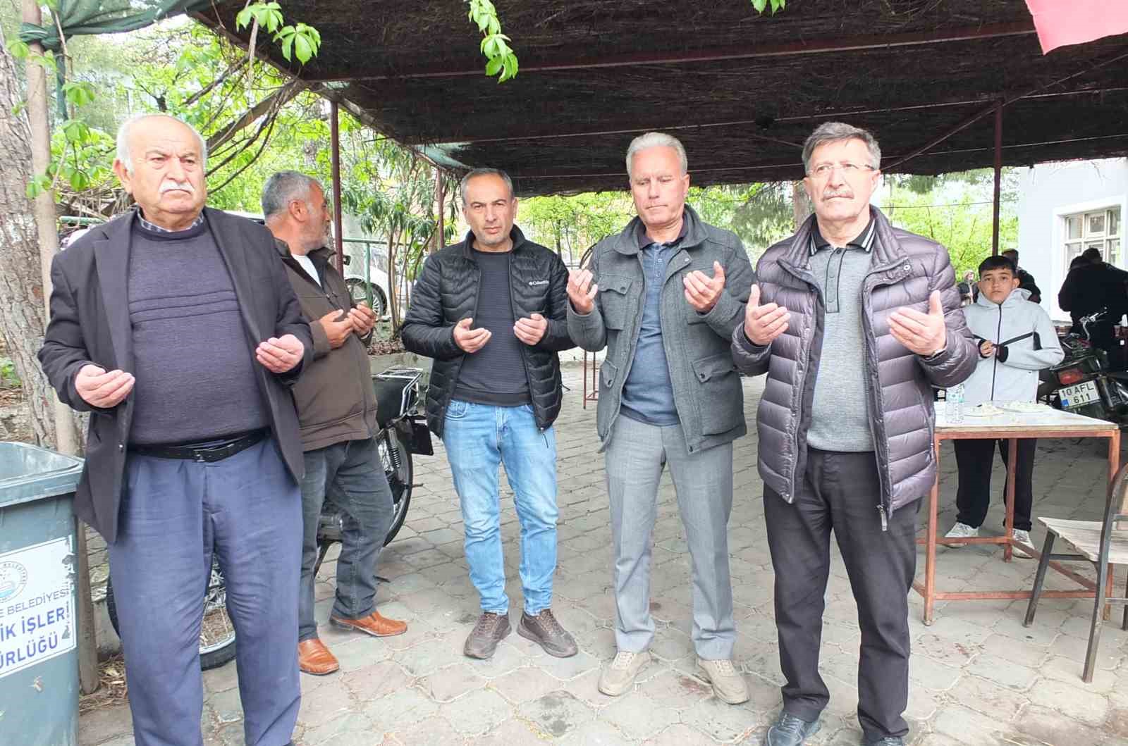 Balıkesir’de geleneksel çiftçi hayrı 2 bin kişiyi buluşturdu
