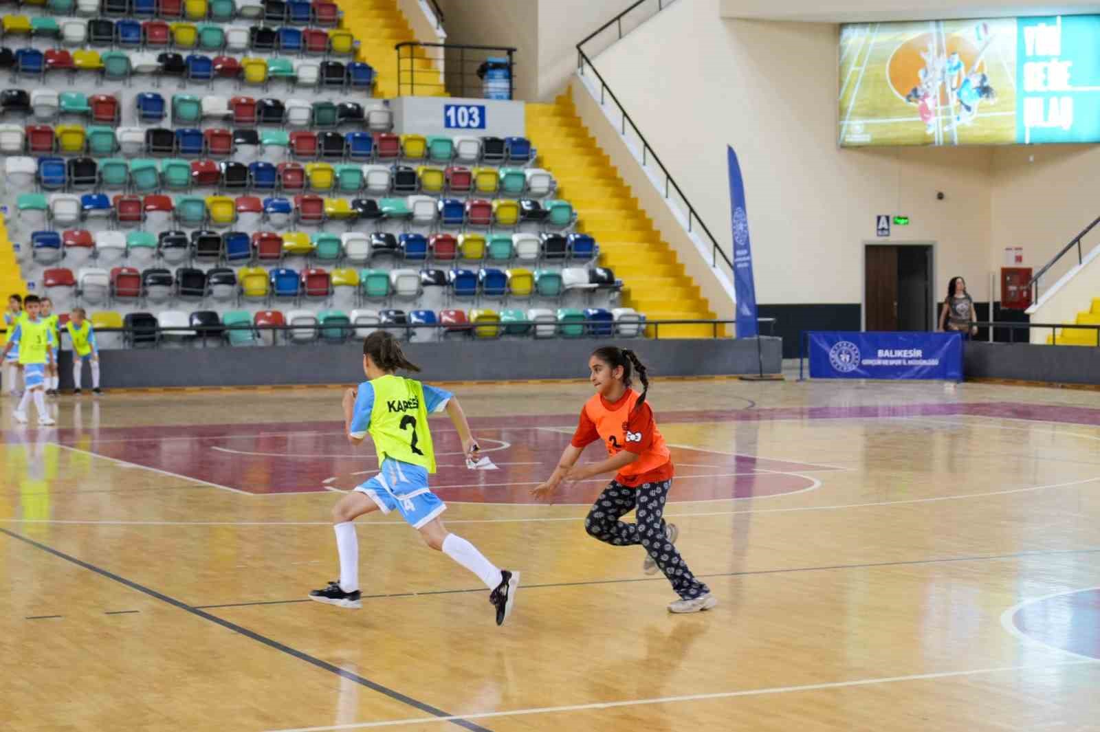 Balıkesir’de Geleneksel Çocuk Oyunları il finalleri heyecanı başladı
