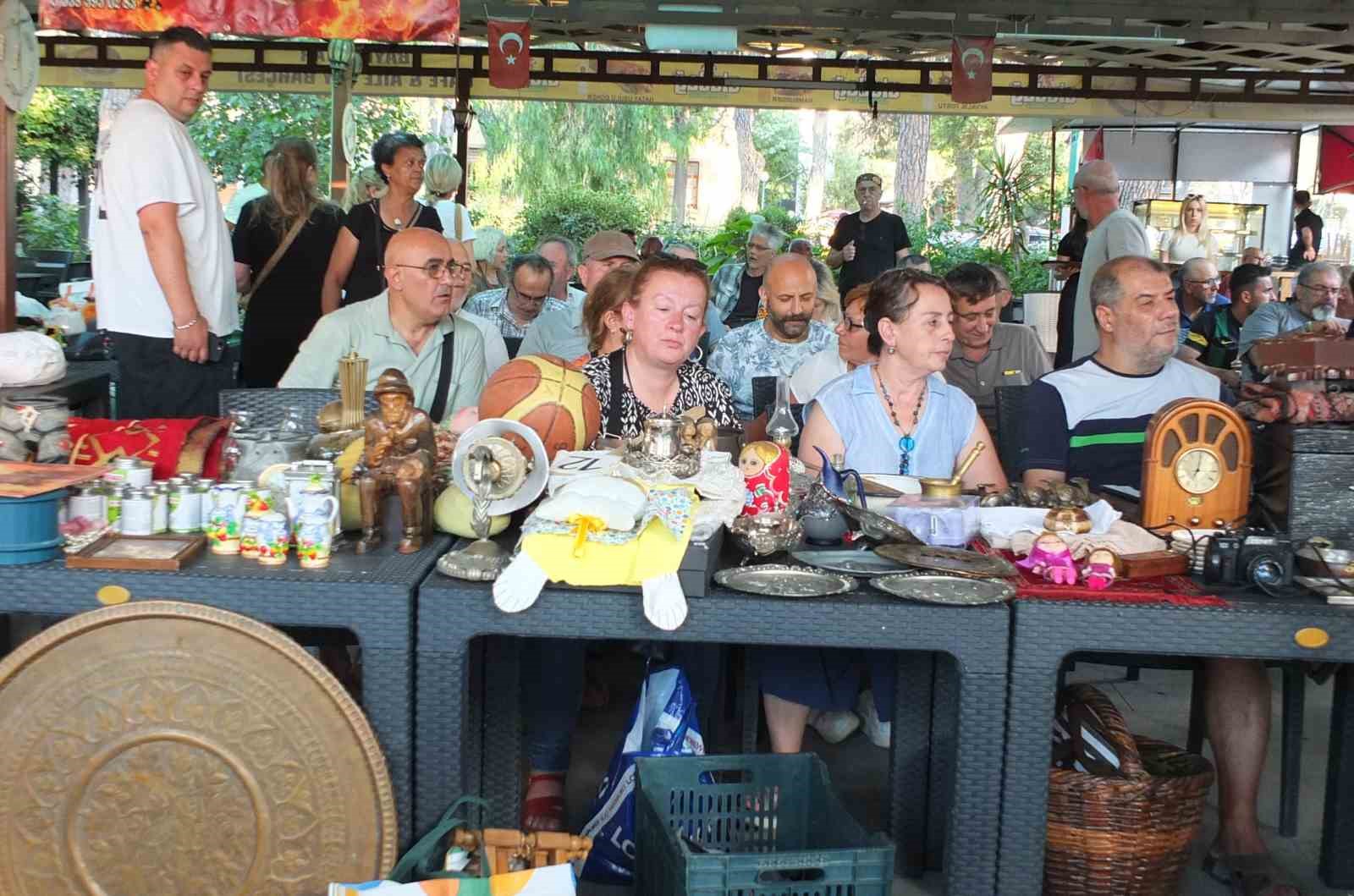 Balıkesir’de ikinci el mezatlarına ilgi arttı

