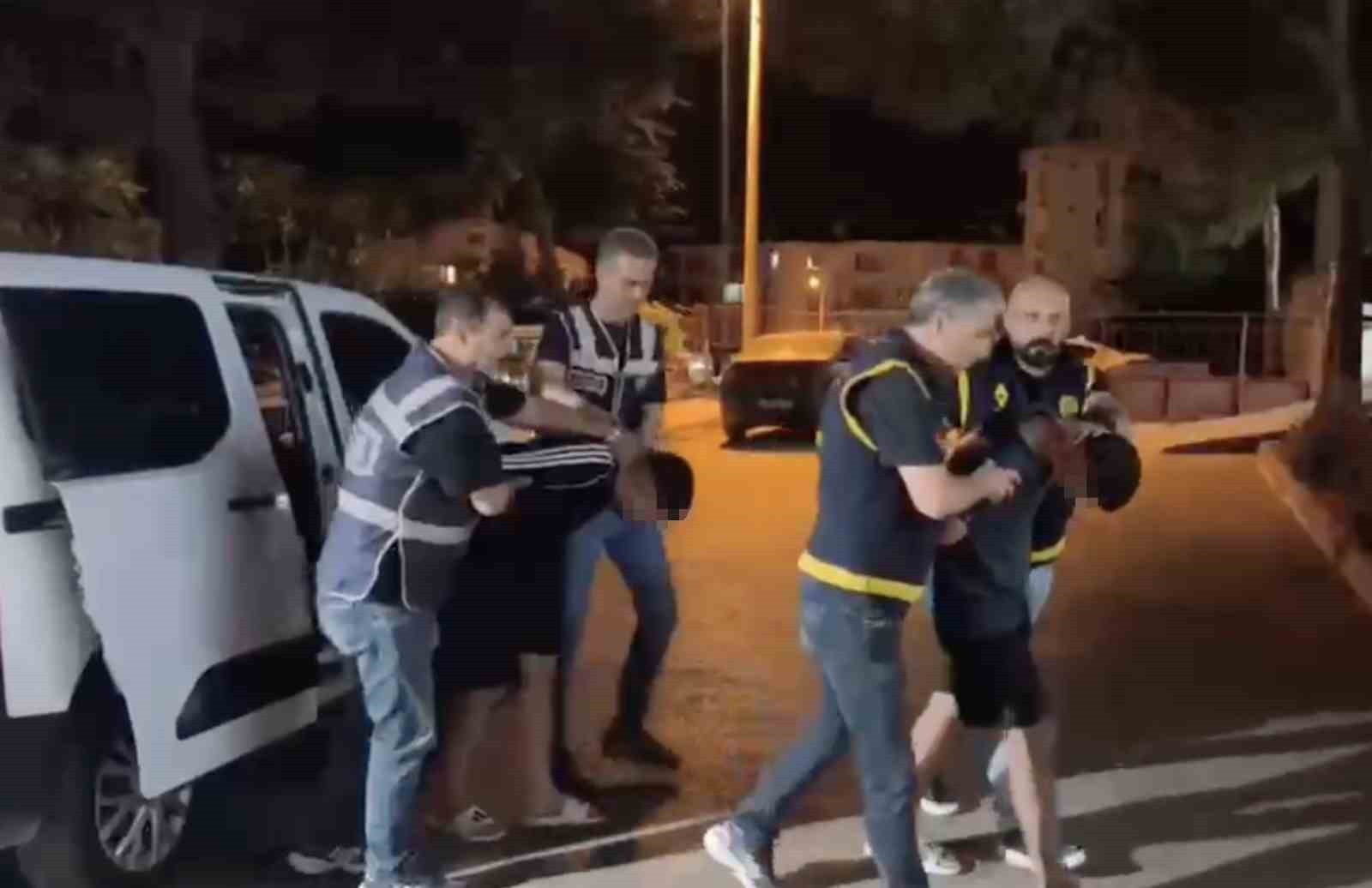 Balıkesir’de trafik tartışması kanlı bitti

