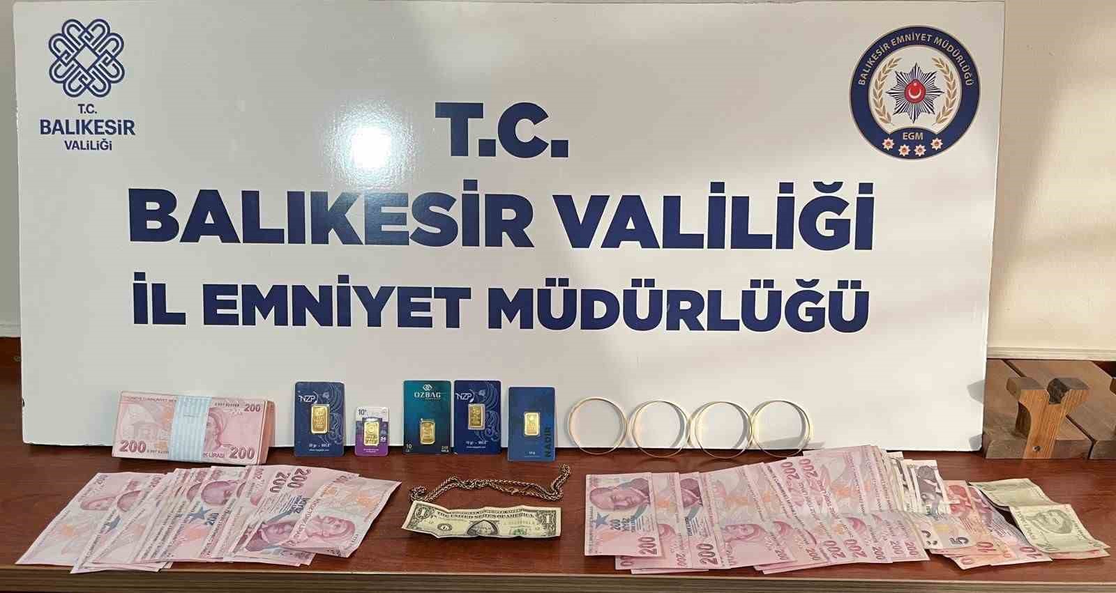 Bandırma’da sahte altın dolandırıcılarına geçit yok: 3 gözaltı
