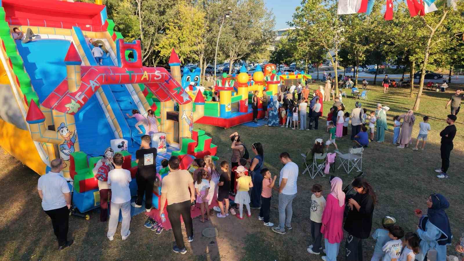 Başiskele Sahilinde çocuklara özel yaz etkinlikleri düzenlendi
