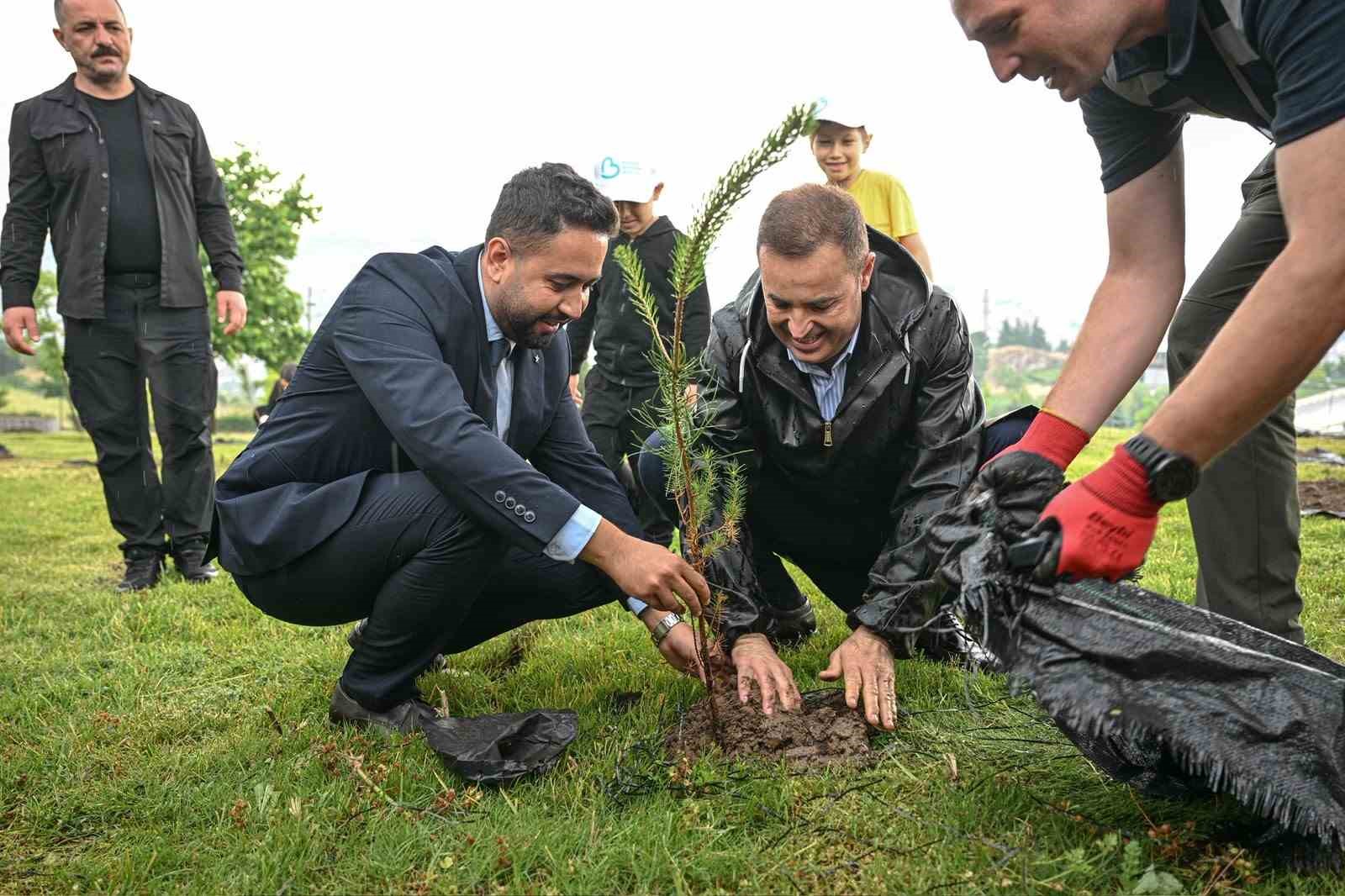 Başkan Ahmet Akın: "Çevre bize emanet"
