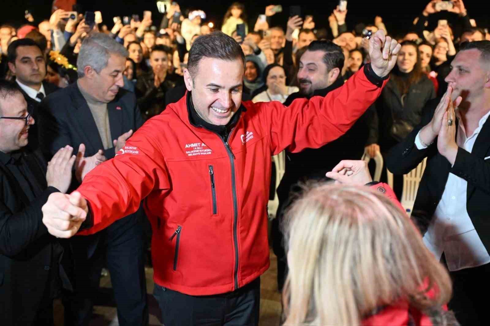 Başkan Akın, Hıdırellez’i hemşehrileriyle birlikte coşkuyla kutladı
