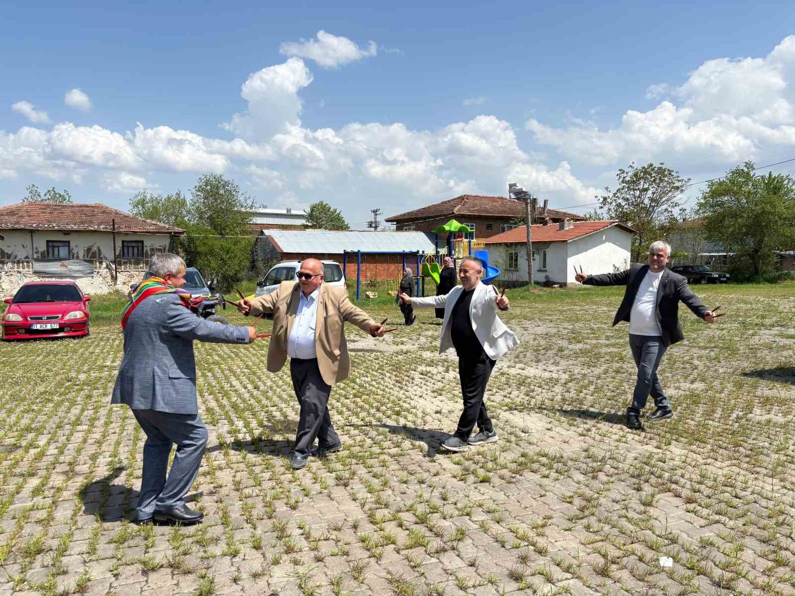 Başkan Yıldırım köylerde Hıdırellez coşkusuna ortak oldu

