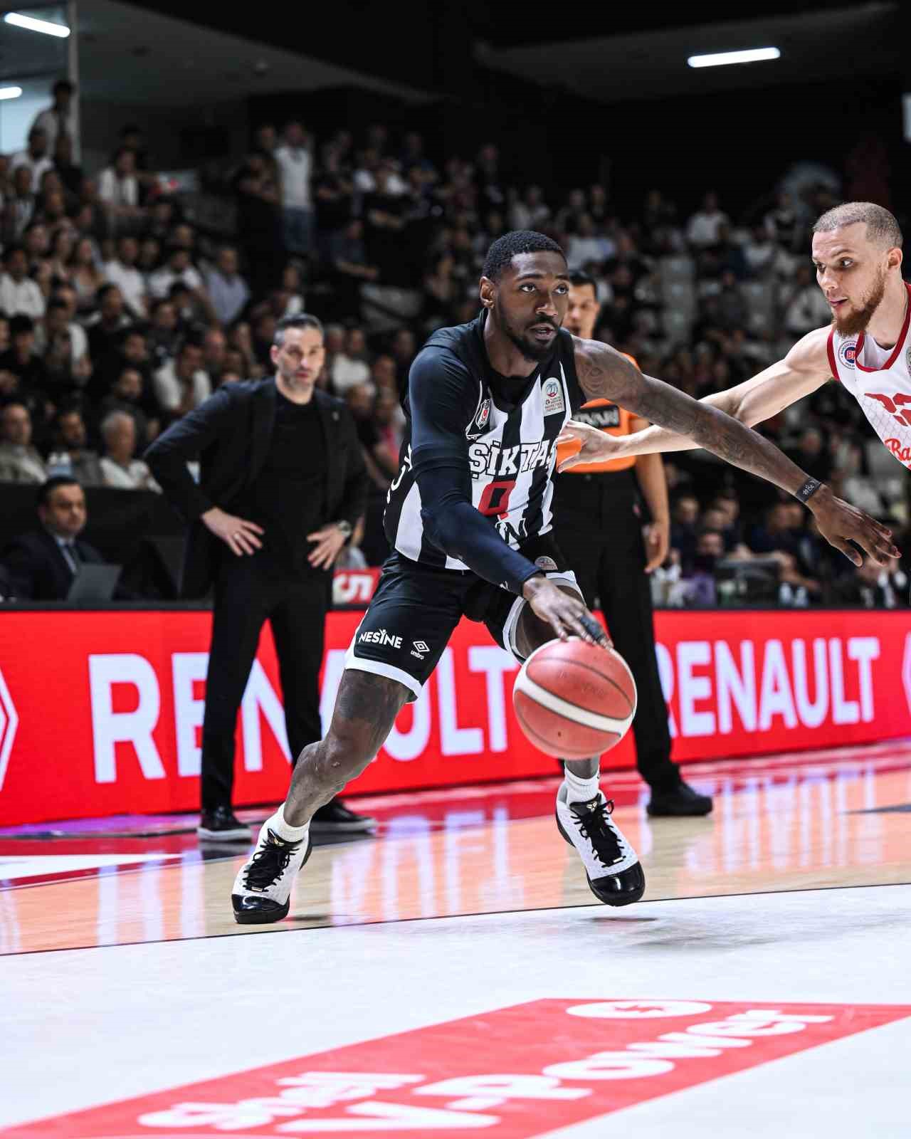 Beşiktaş, adının finale yazdırdı
