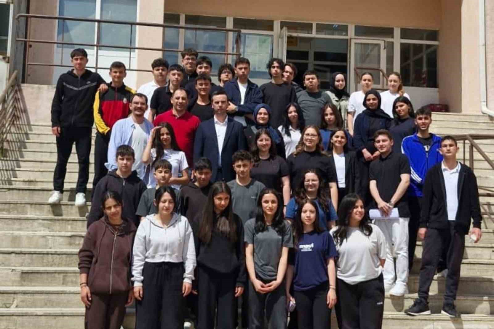 Bilecik’te 2 bin lise öğrencilerine kariyer yolculuğunda güçlü destek
