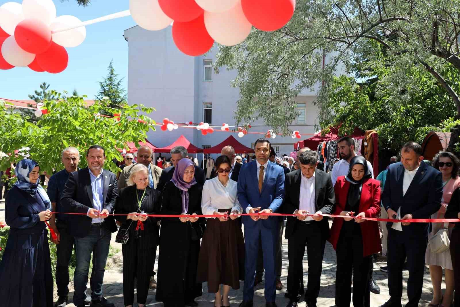 Bilecik’te el emeği ürünler beğeni topladı
