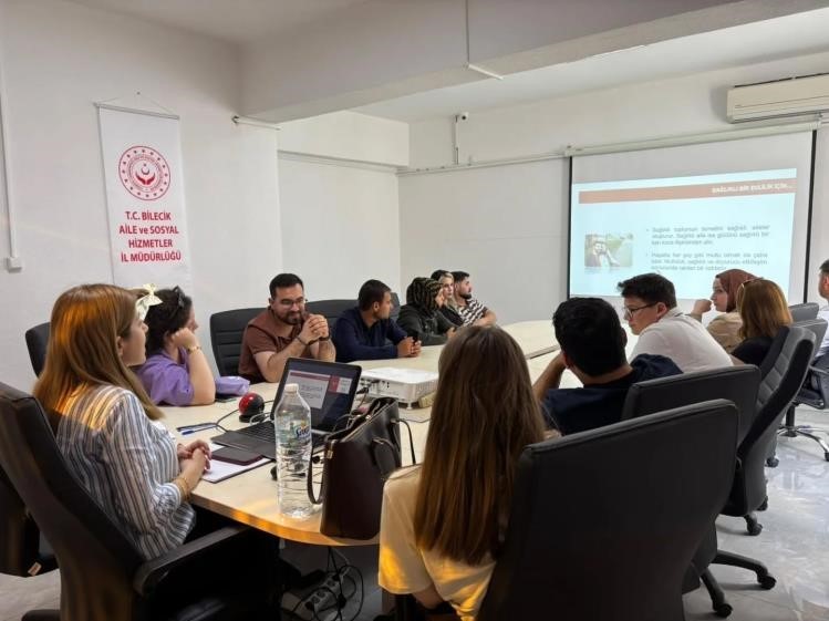 Bilecik’te genç çiftlere ‘Evlilik Öncesi Eğitim’ verildi
