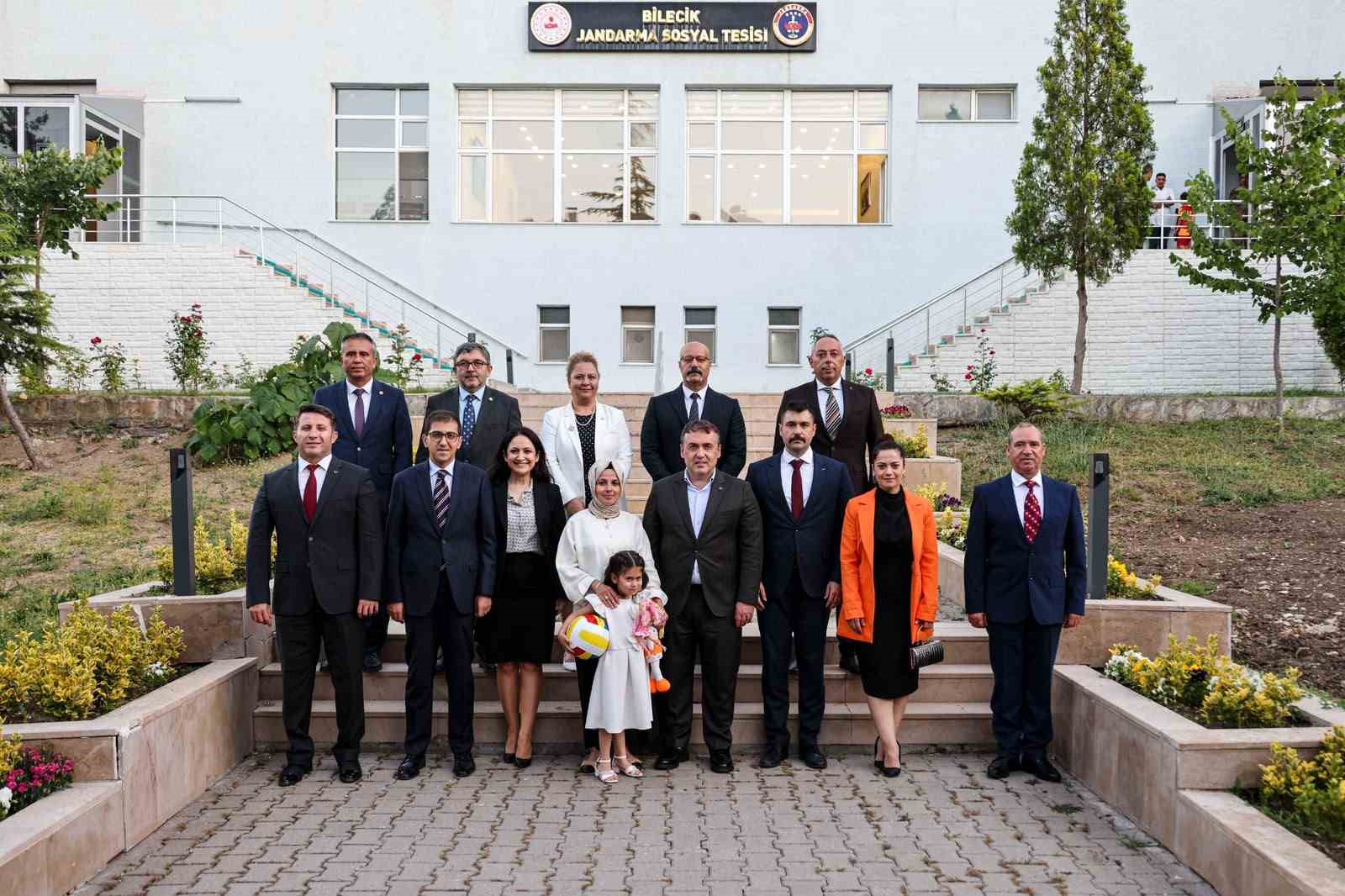Bilecik’te görev değişimi öncesi veda programı düzenlendi
