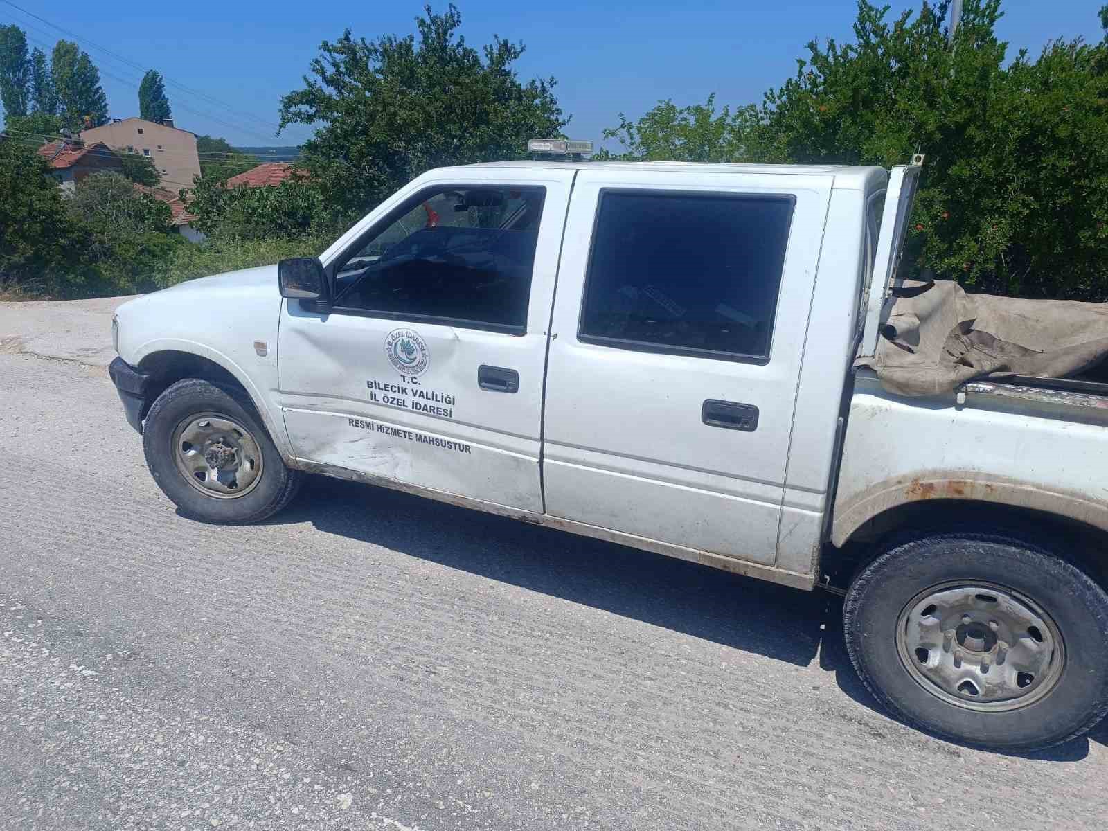 Bilecik’te motosiklet kamyonete çarptı: 1 yaralı

