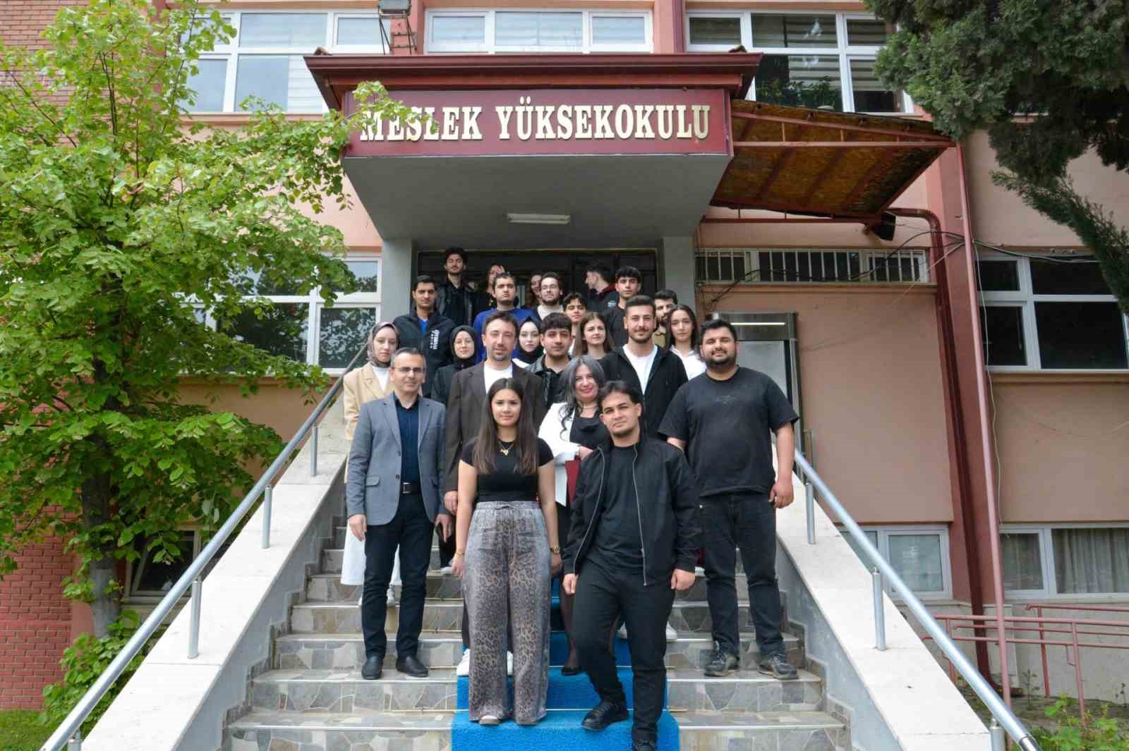 BŞEÜ’de demir çelik sektörü öğrencilerle buluştu
