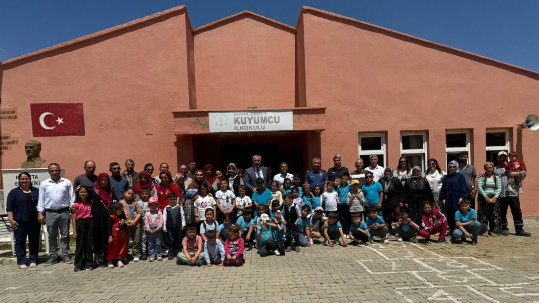Burhaniye’de bahar şenliği coşkusu
