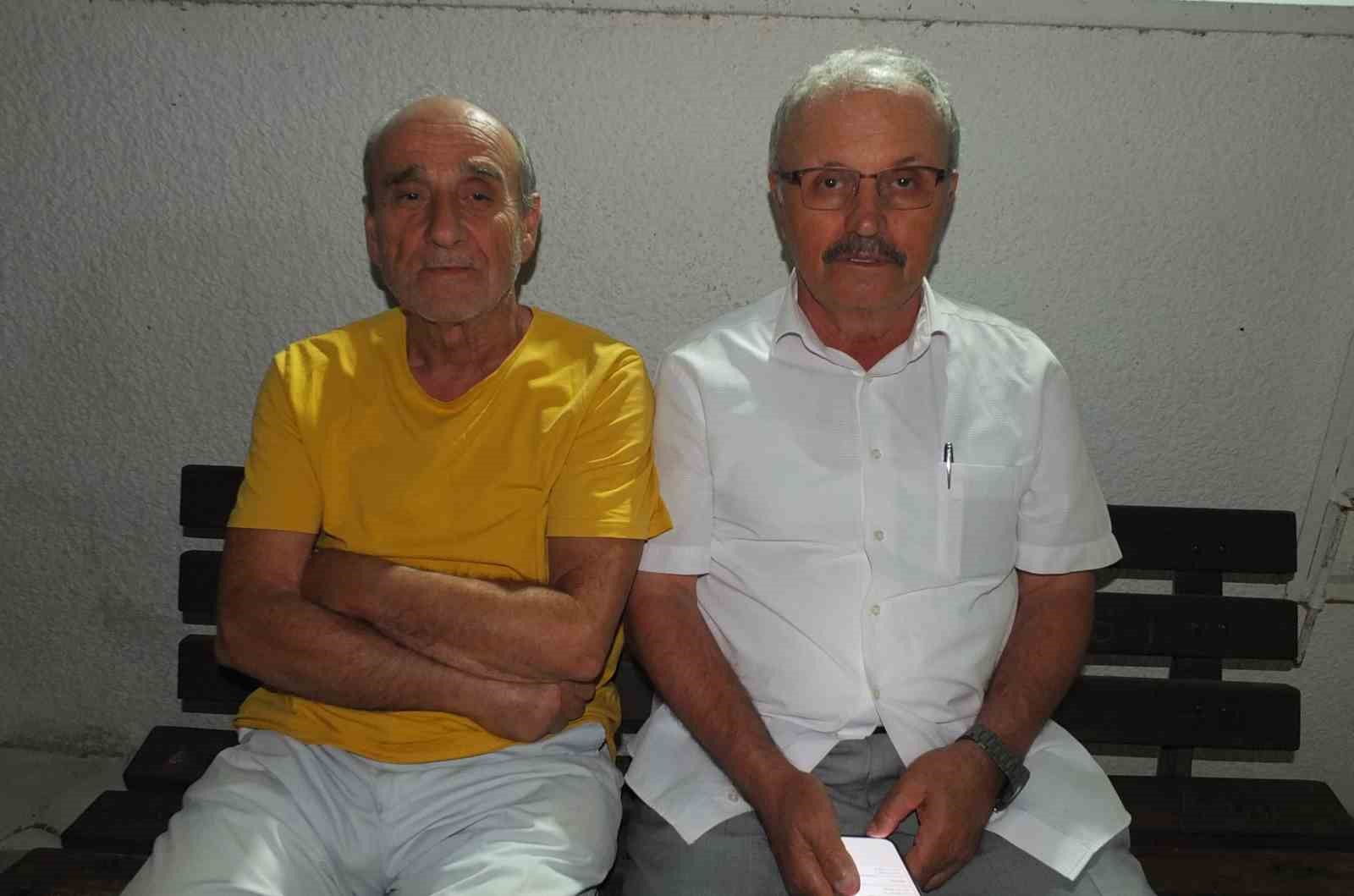 Burhaniye’de sürücülere otopark parası sürprizi
