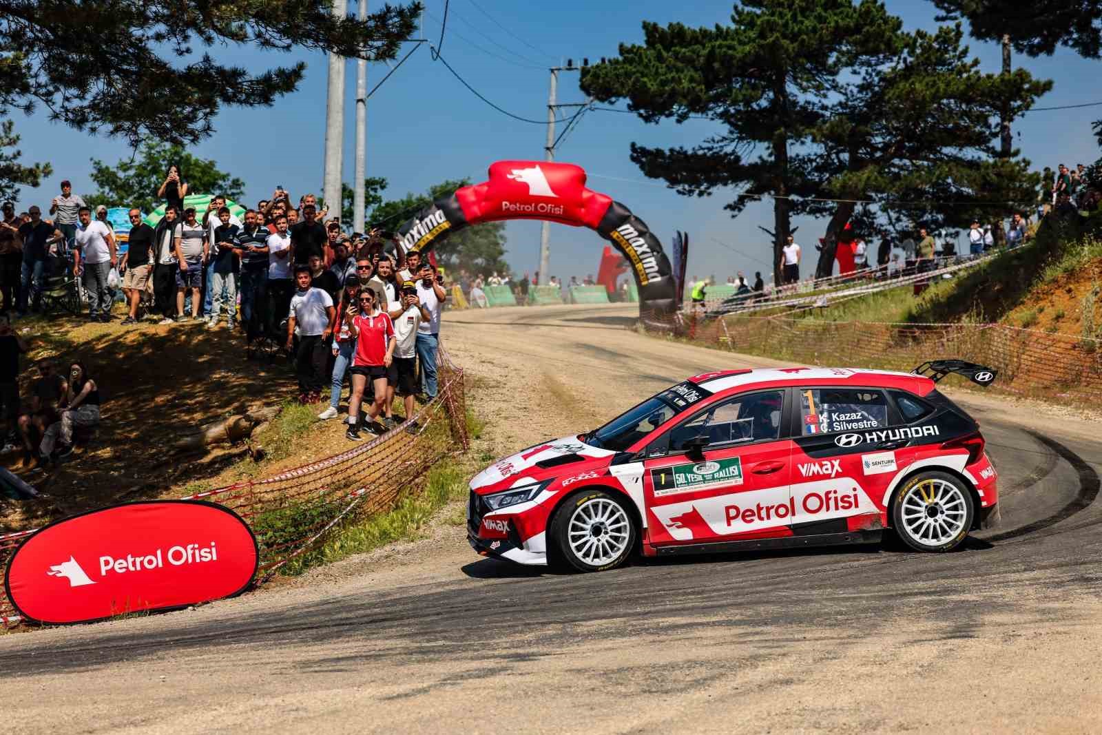 Bursa Rallisi’ni Kerem Kazaz kazandı
