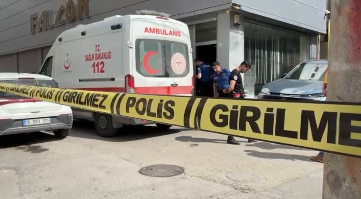Bursa’da dehşet...Bir kadını öldürüp canına kıydı
