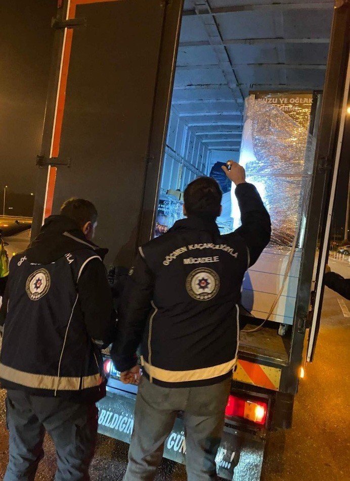 Bursa’da düzensiz göçle mücadeleye sıkı denetim