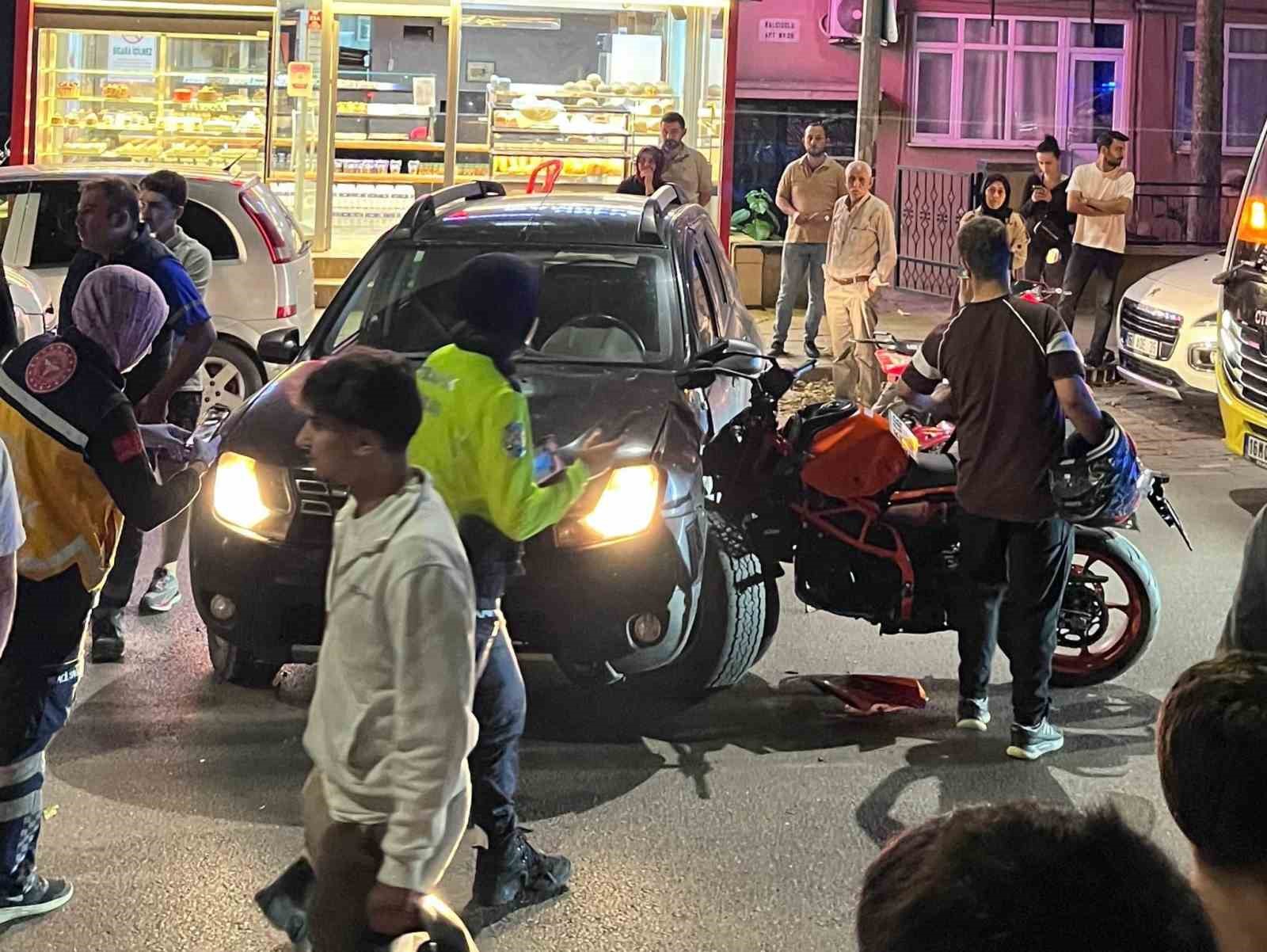 Bursa’da motosiklet ile otomobil çarpıştı: 1 yaralı
