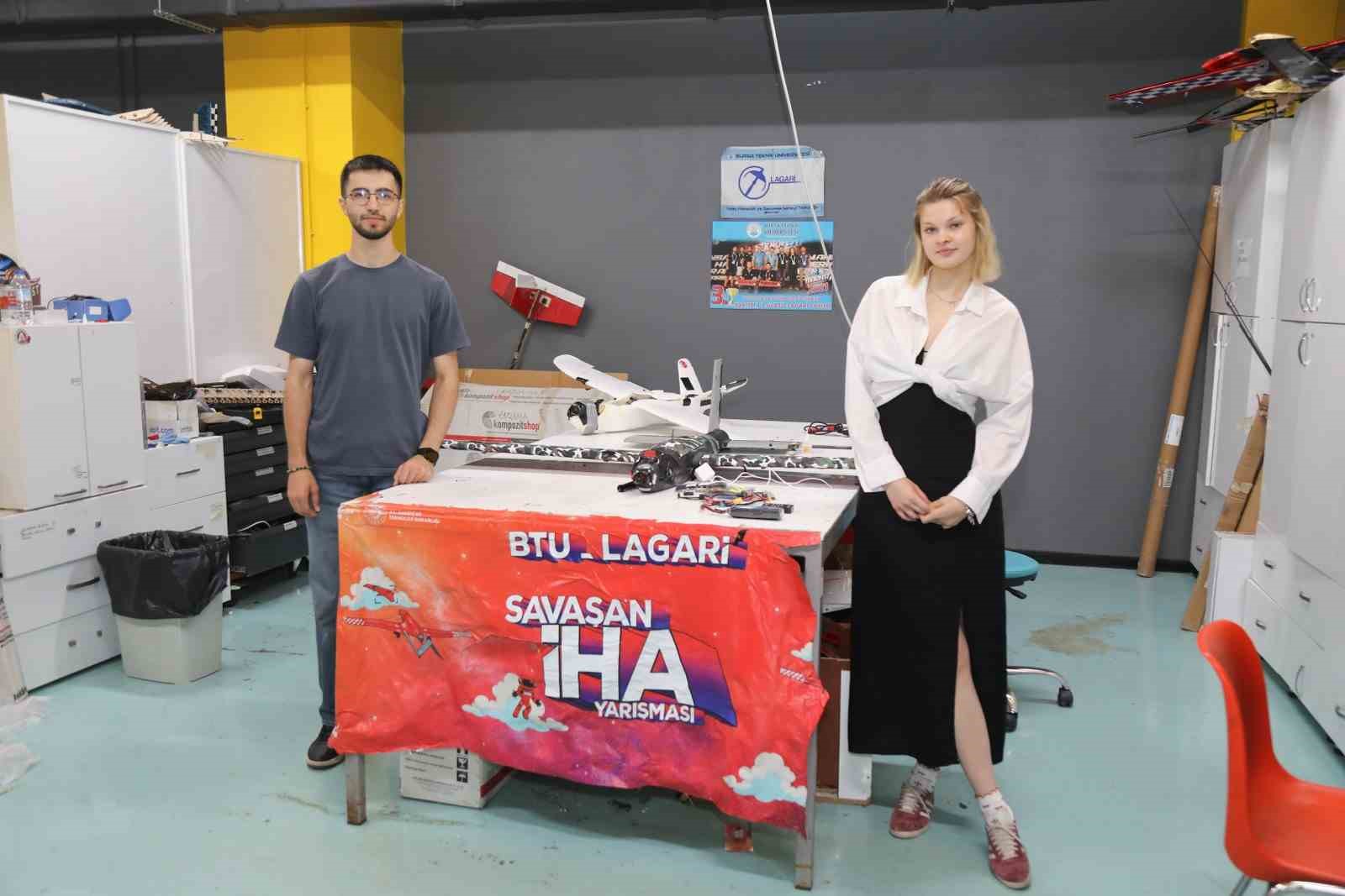 Bursalı öğrenciler, İHA yarışmasında dünya üçüncüsü oldu
