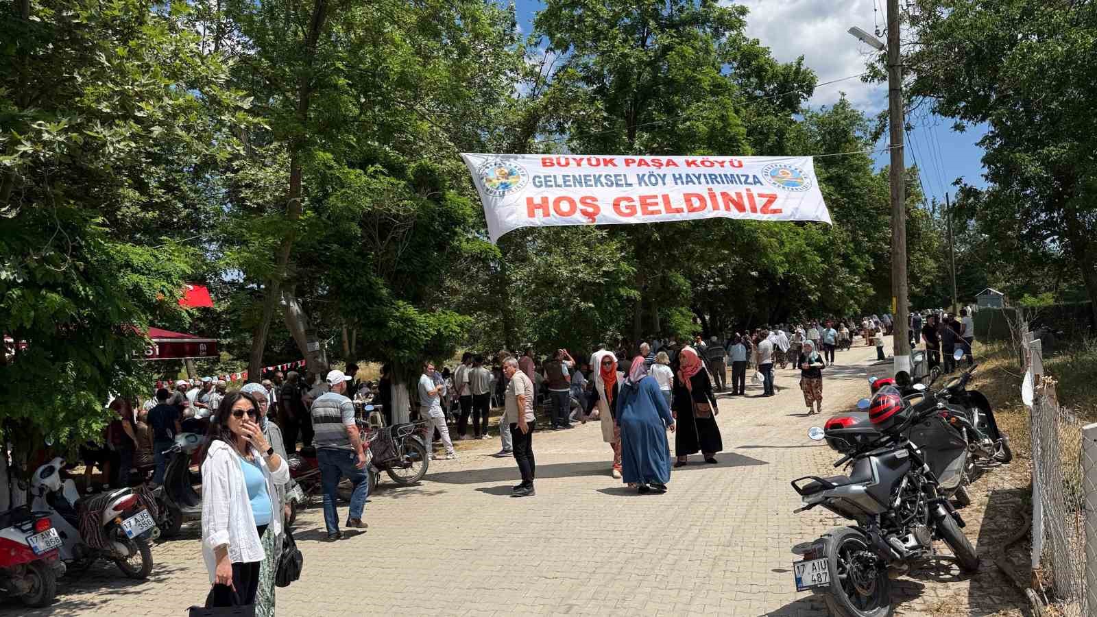 Büyükpaşa köyünde geleneksel köy hayrı düzenlendi
