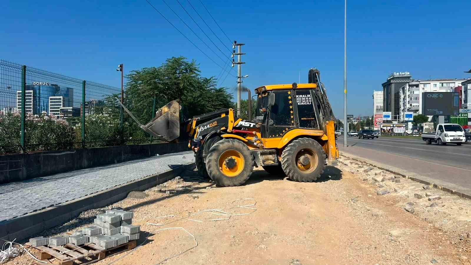 Büyükşehir’den Liman Caddesi’ne kapsamlı yenileme
