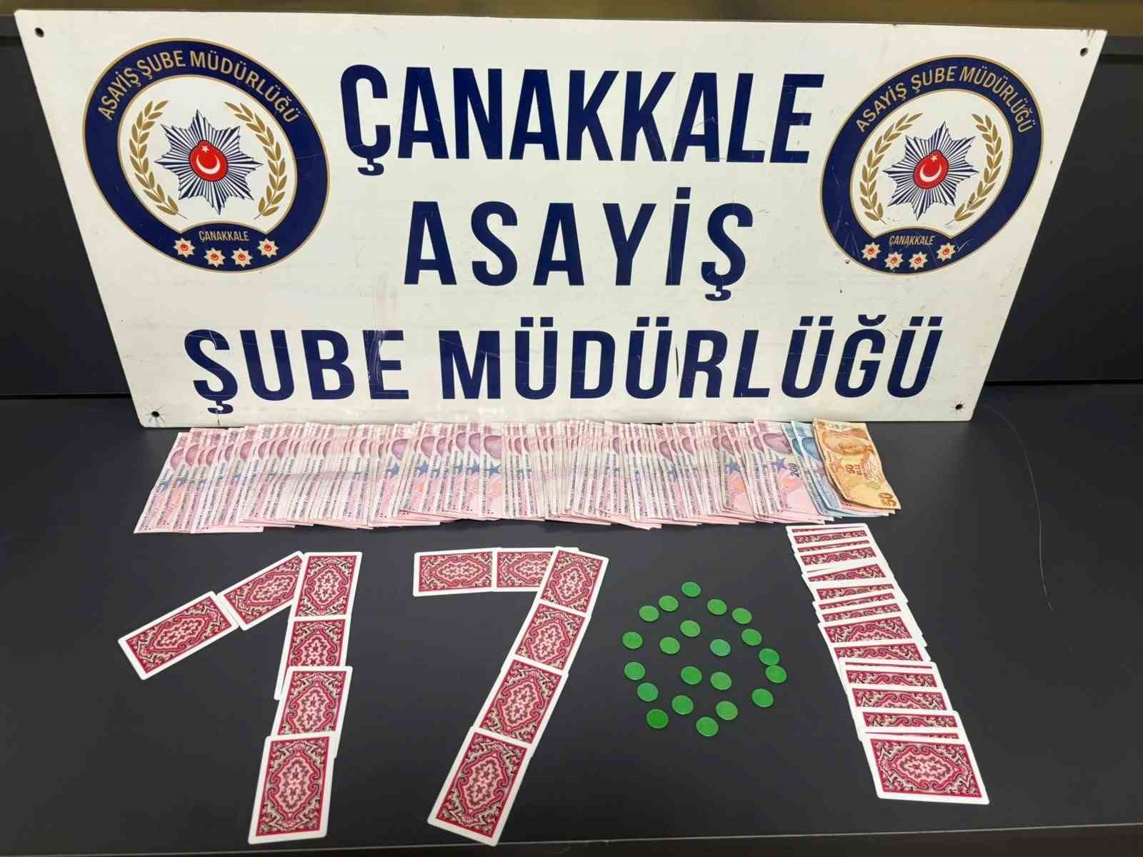 Çanakkale’de çeşitli suçlardan aranan 20 şüpheli yakalandı
