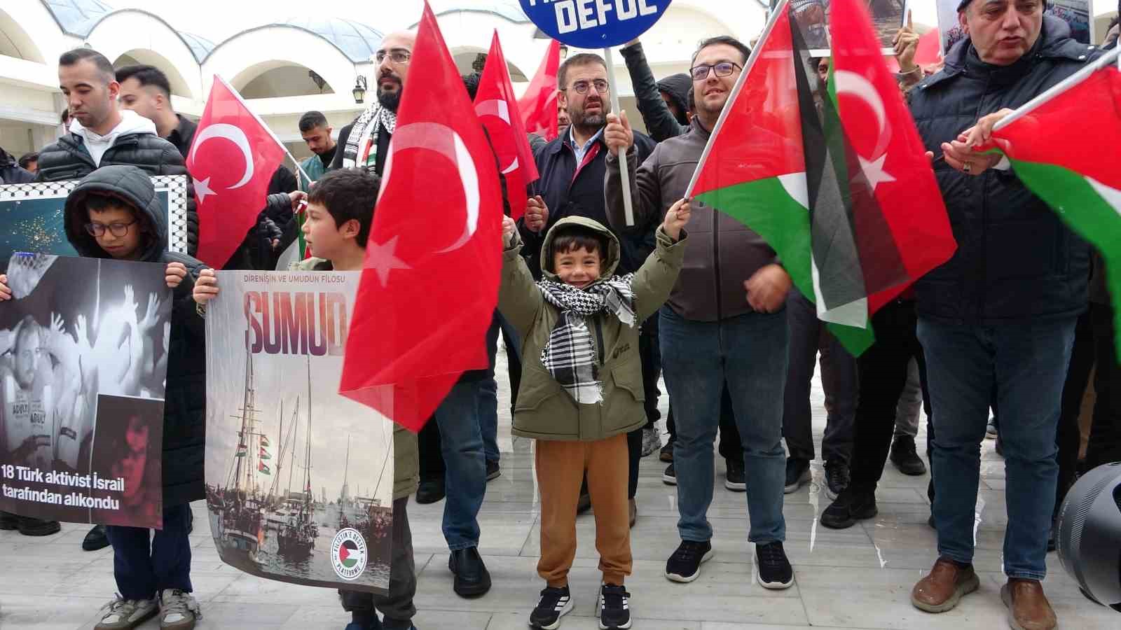Çanakkale’den Küresel Sumud Filosu’na destek sesleri yükseldi
