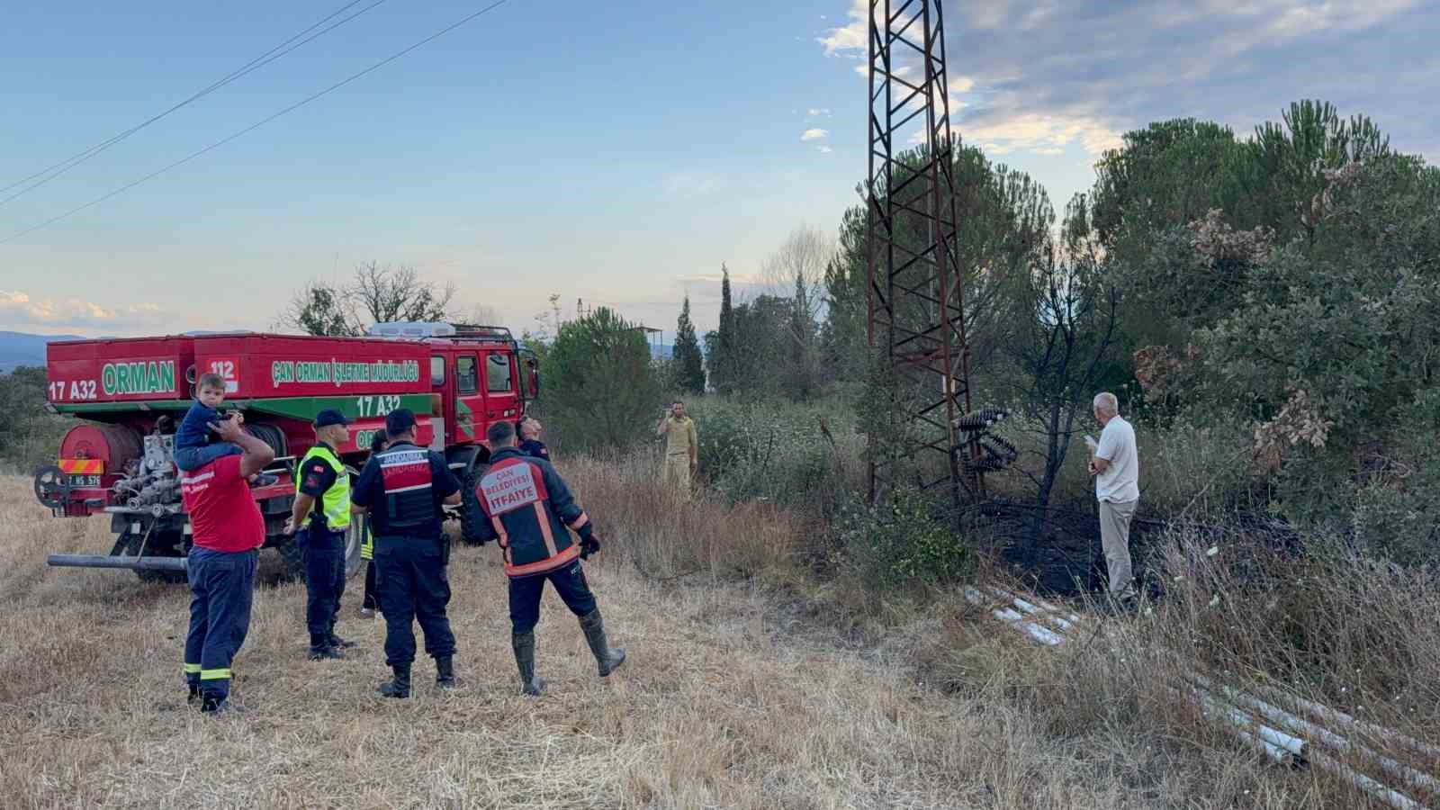 Çan’daki yangın ormana sıçramadan söndürüldü
