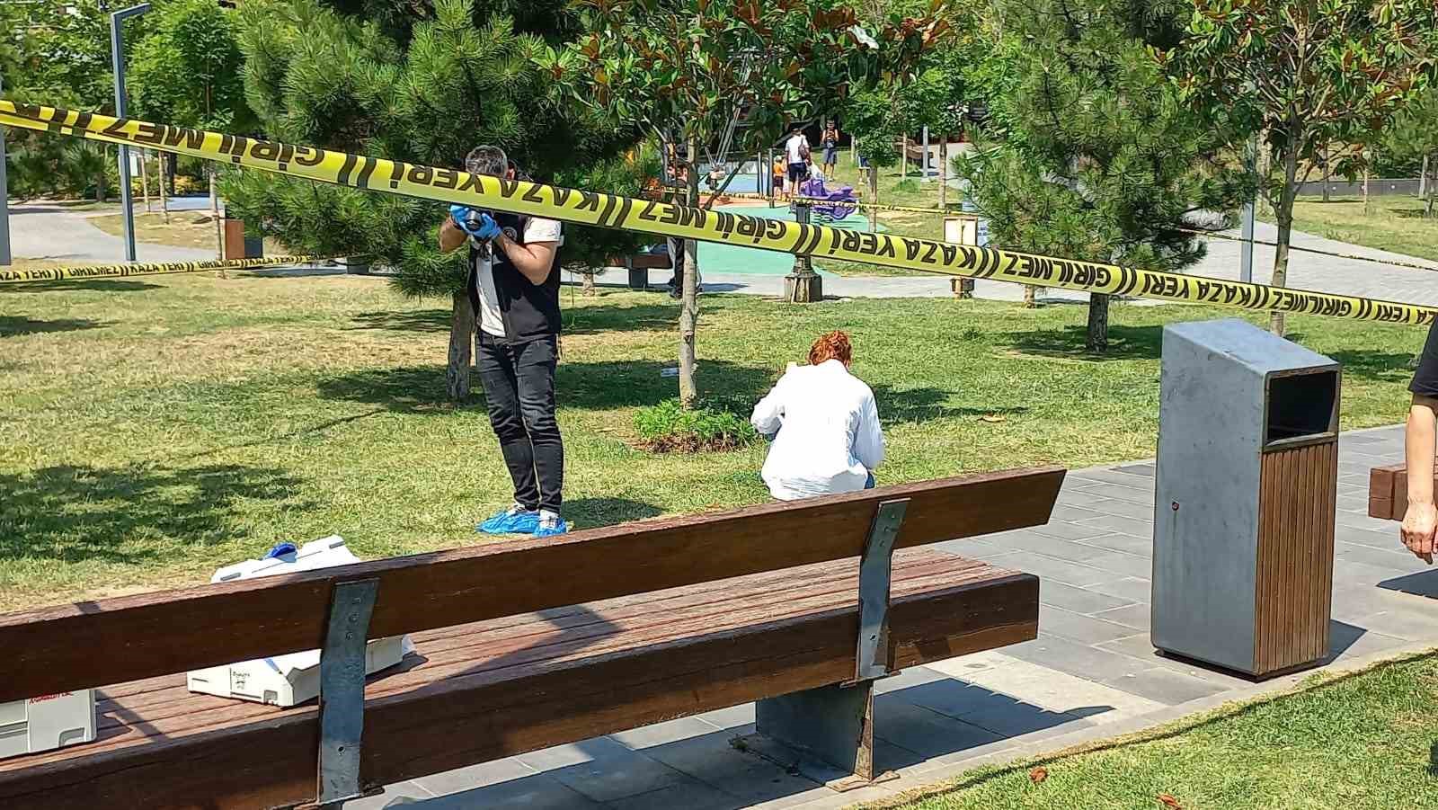 Çatalca’da boşanma aşamasındaki koca eşini boğazından bıçakladı
