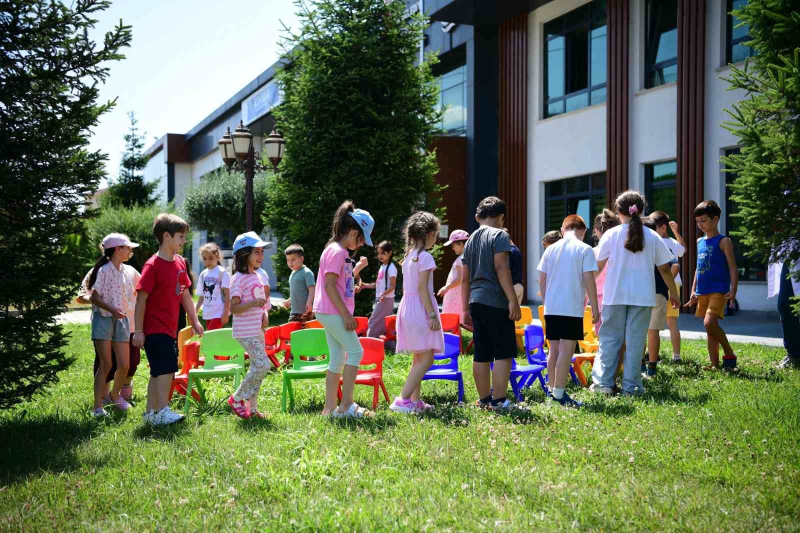 Çayırova’da çocuklara yönelik yaz kursları sürüyor
