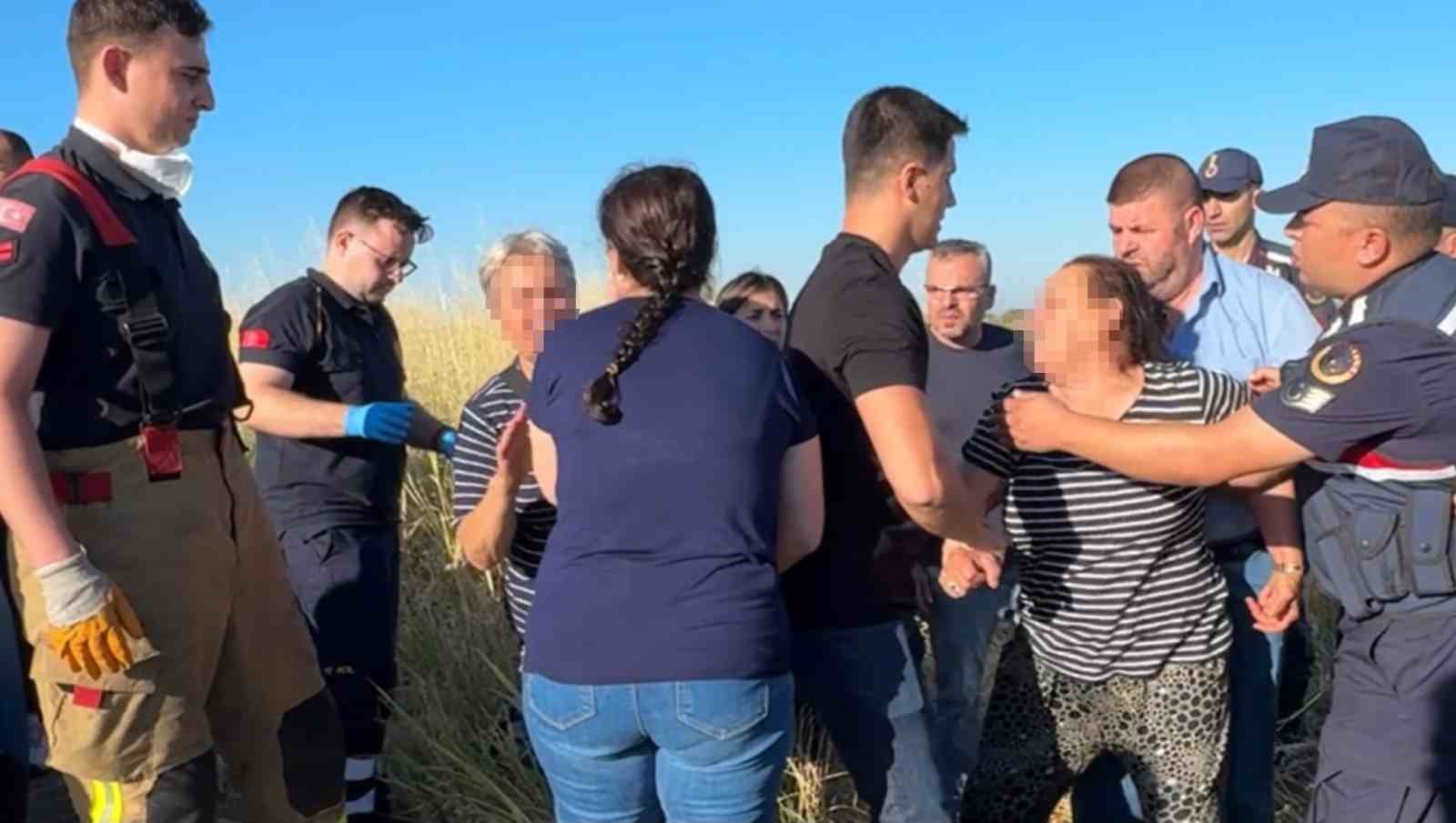 Cesedin başında gelin-kayınvalide kavgası kameraya yansıdı
