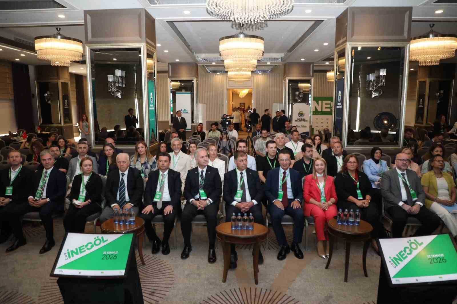 "COP İnegöl iklim değişikliği yerel taraflar konferansı" İnegöl’de yapıldı
